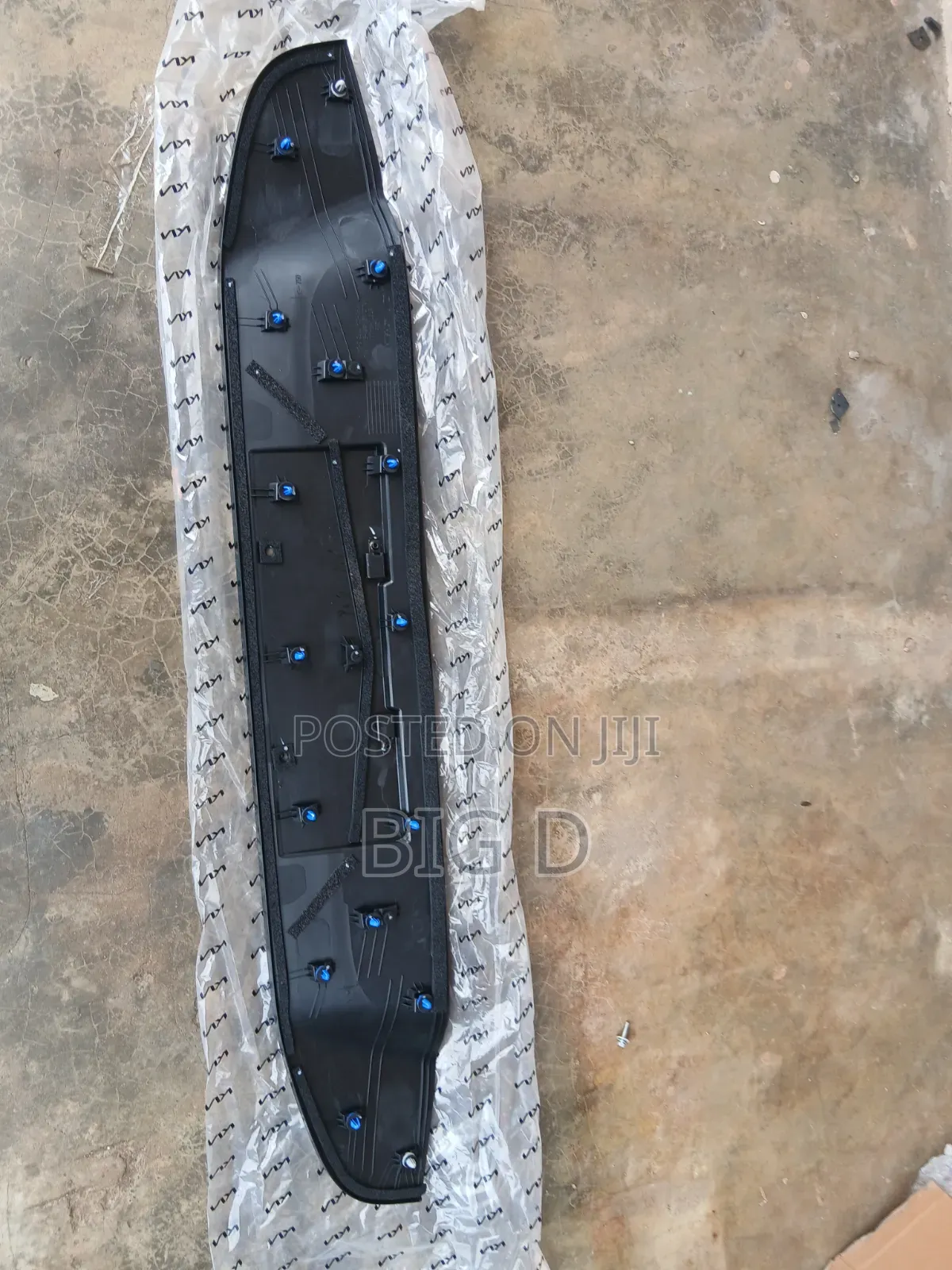 Kia Sportage 2023 , 2024 and 2025 Booth Moulding