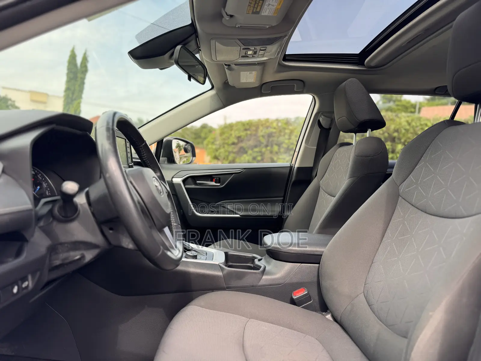 Toyota RAV4 Hybrid 2022 Blue