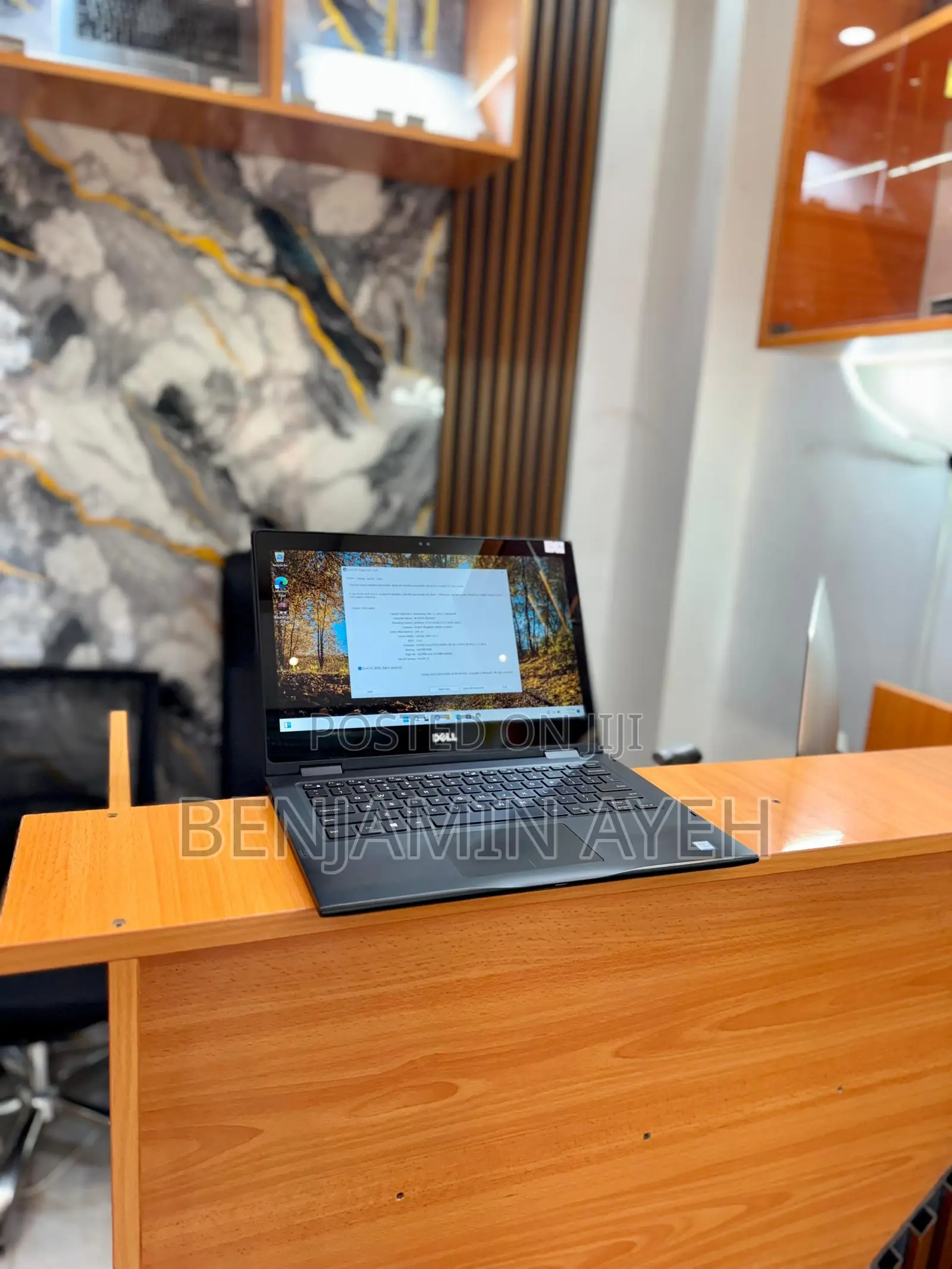 Laptop Dell Latitude 3390 2-in-1 8GB Intel Core i5 SSD 256GB