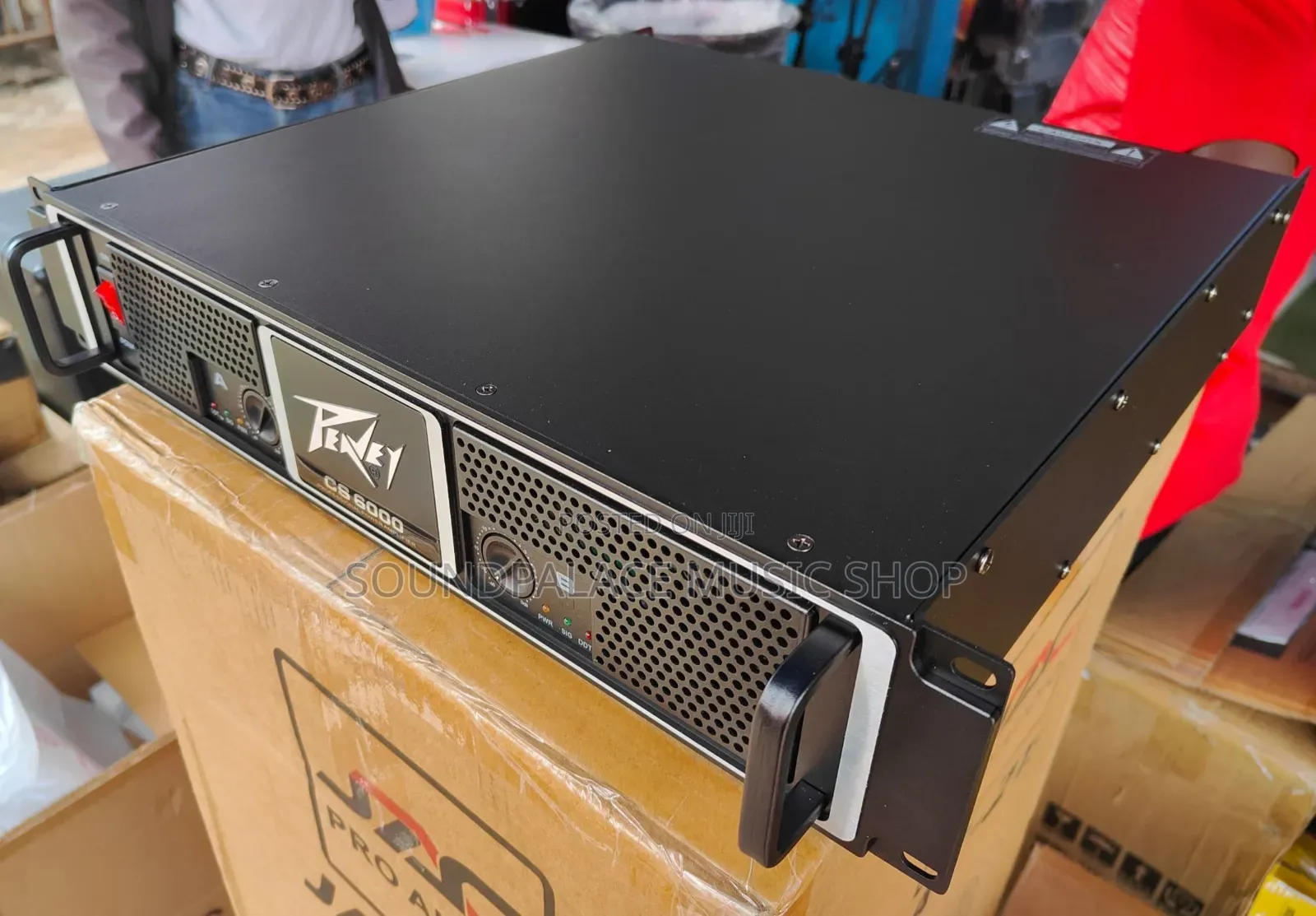 Peavey Cs 6000 Professional Power Amplifier