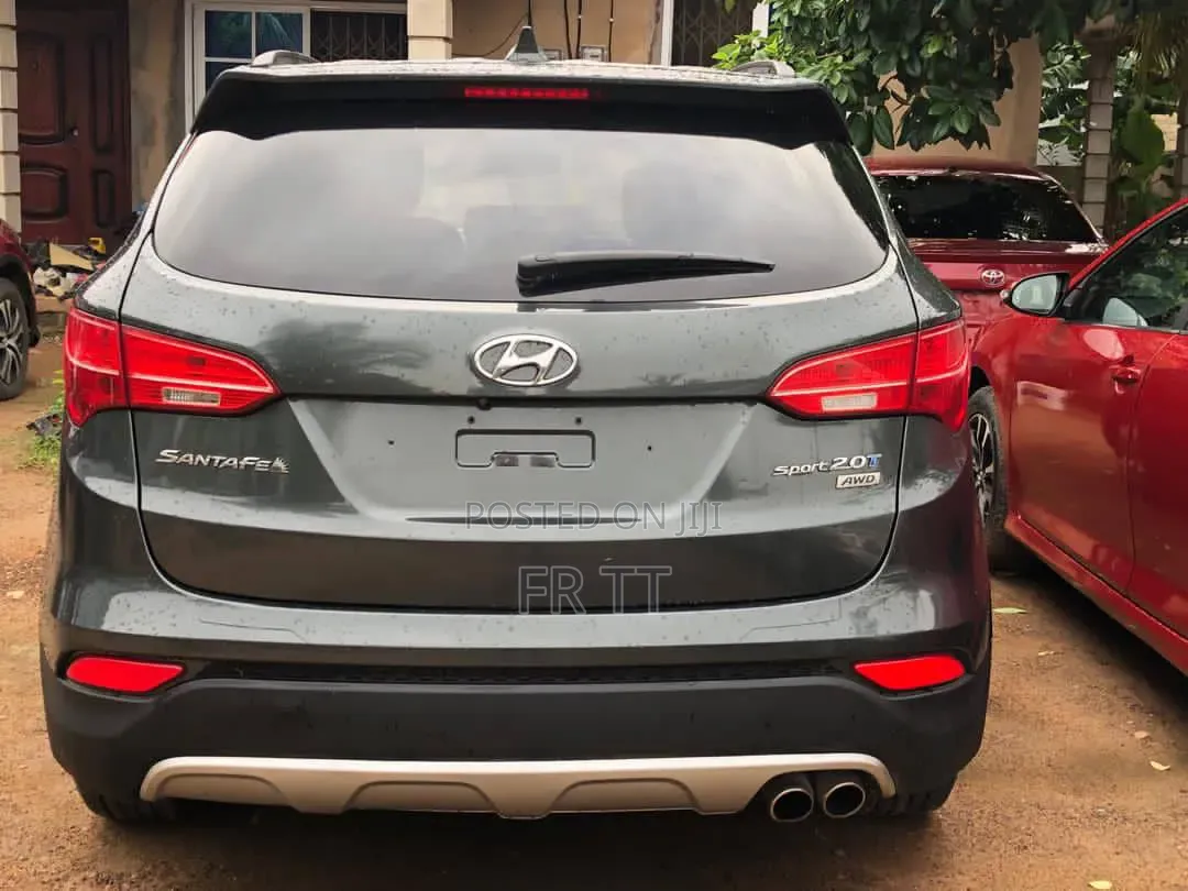 Hyundai Santa Fe 2015 Gray