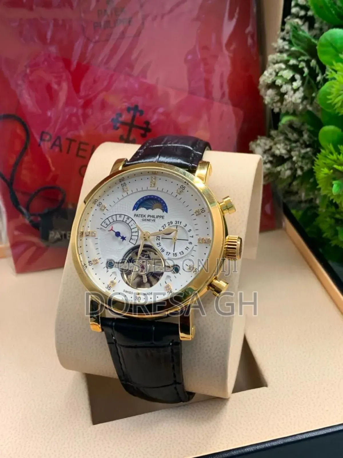 Patek Philippe Automatic Watch for Men – Refined Timepiece