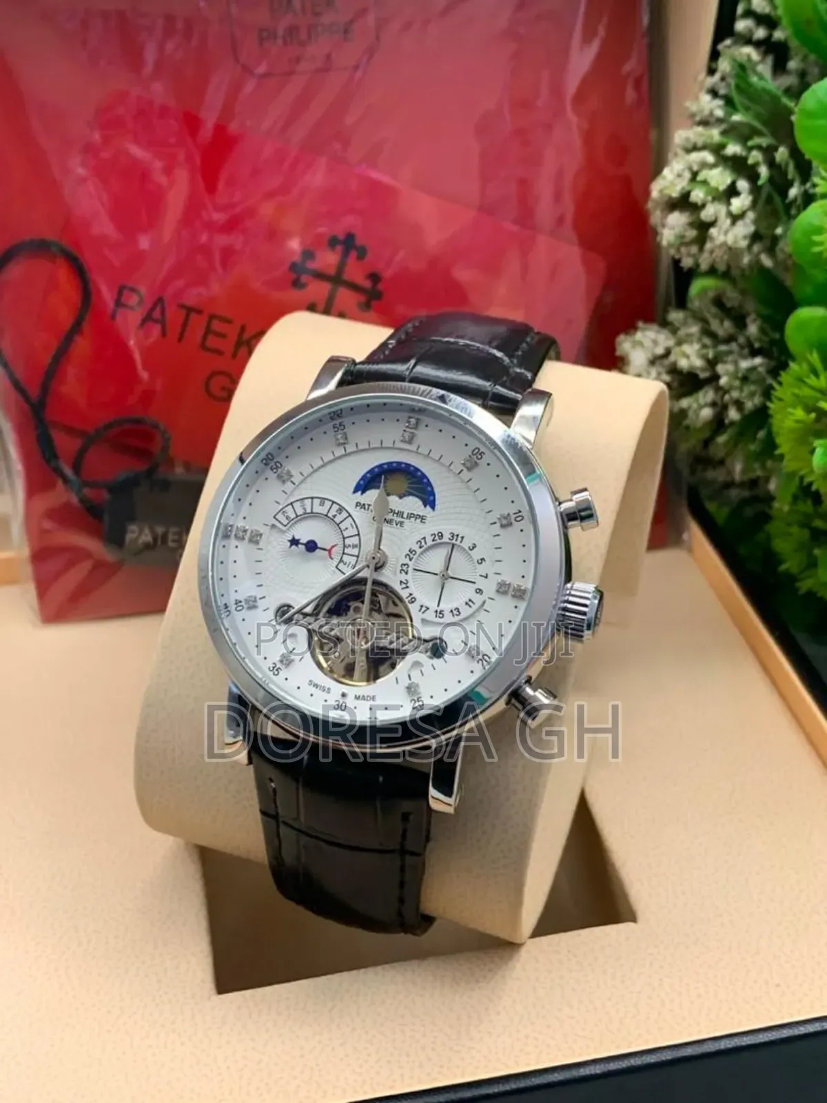 Patek Philippe Automatic Watch for Men – Refined Timepiece