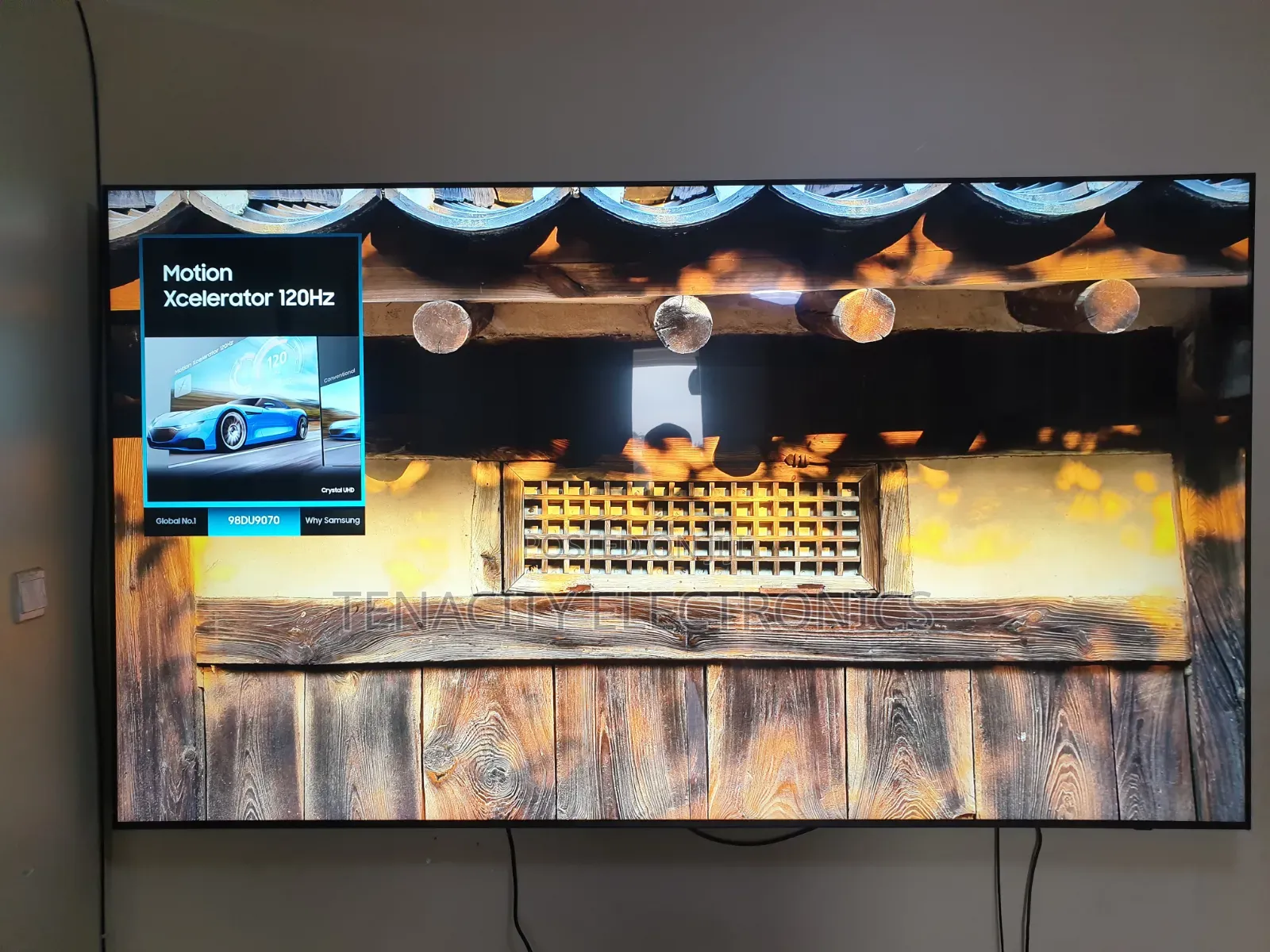 98"Samaung Crystal Uhd HDR Smart Satellite Tv