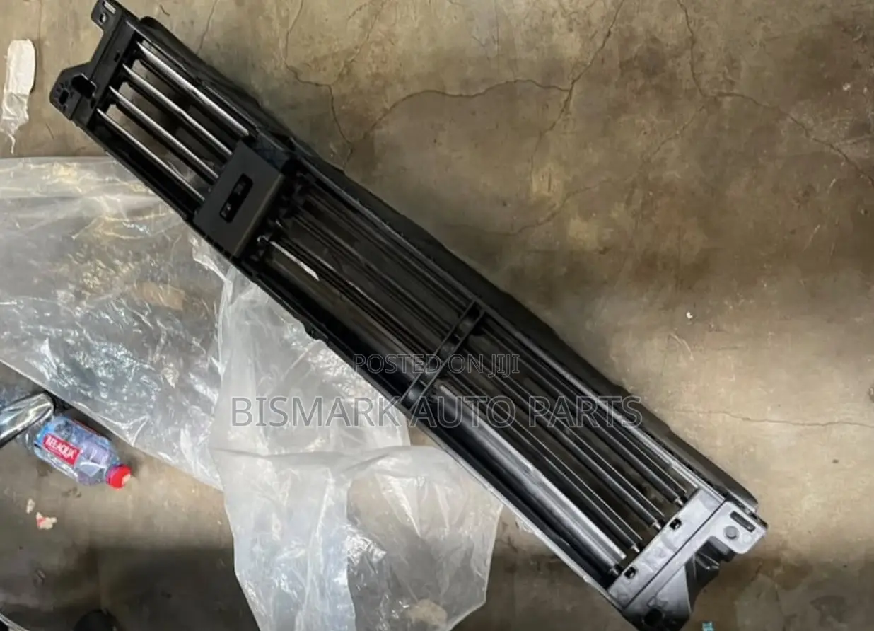Mitsubishi Outlander 2022 2023 2024 2025 2026 Shutter Grill