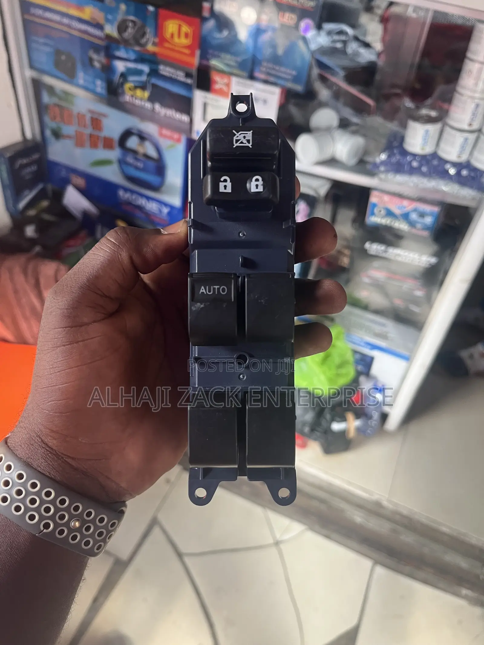 Toyota Corolla 2009-2013 Master Door Switch