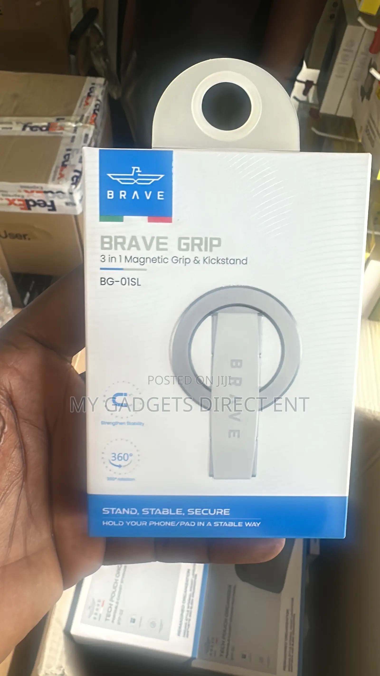 Brave Grip 3 in 1 Magnetic Phone Grip and Kickstand