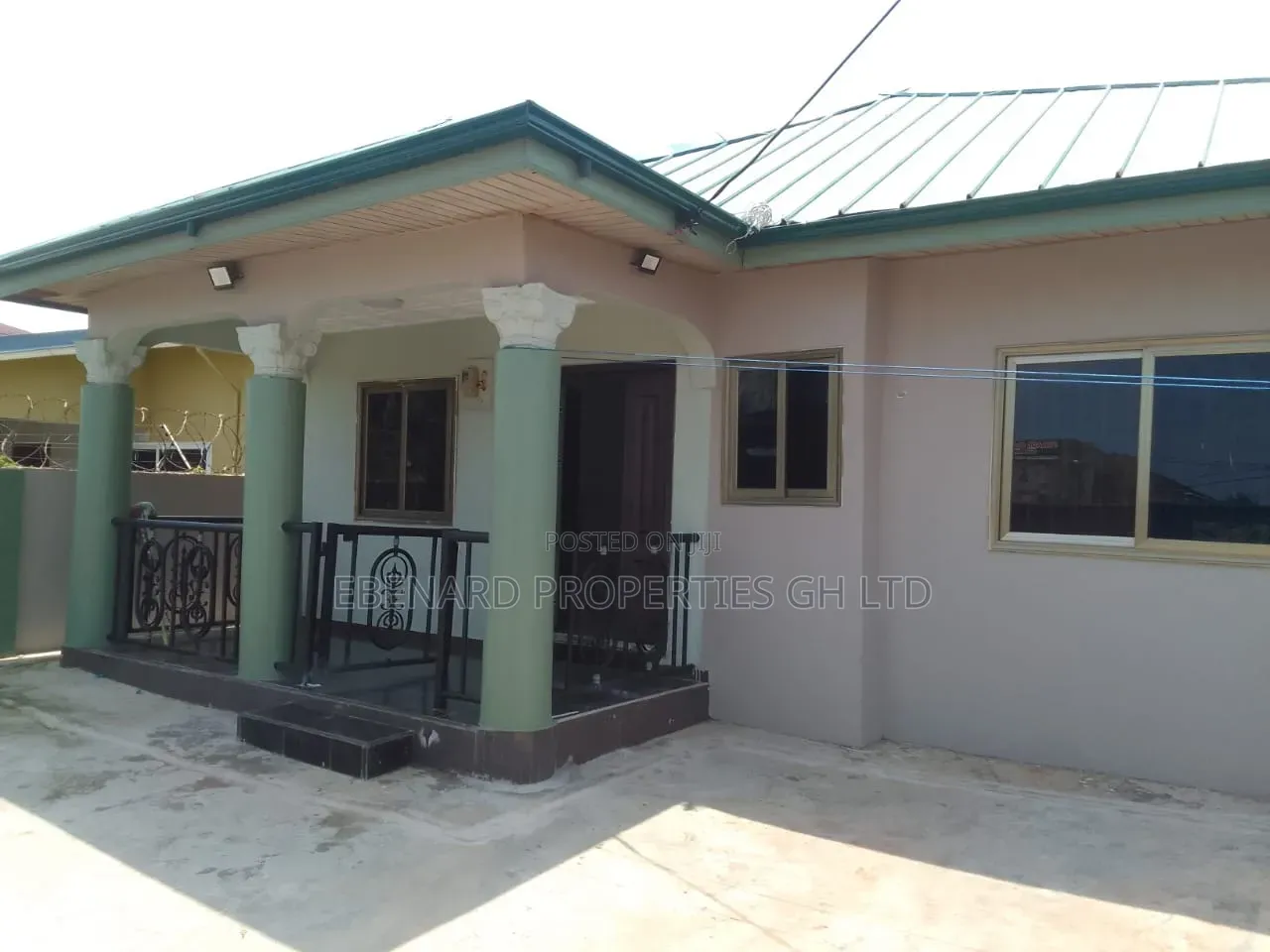 2bdrm House in Ebenard Properties, Baatsona Total for rent