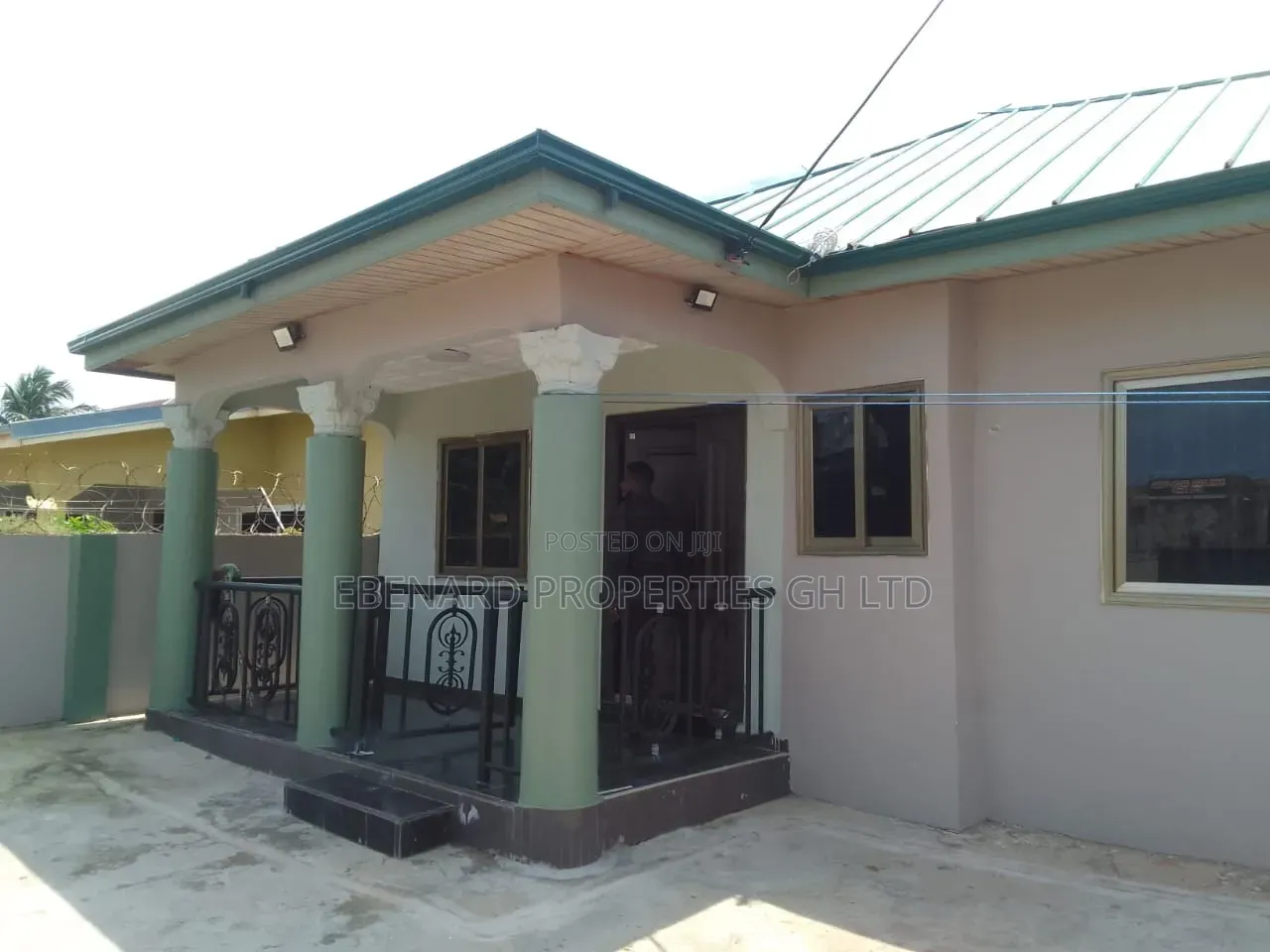2bdrm House in Ebenard Properties, Baatsona Total for rent