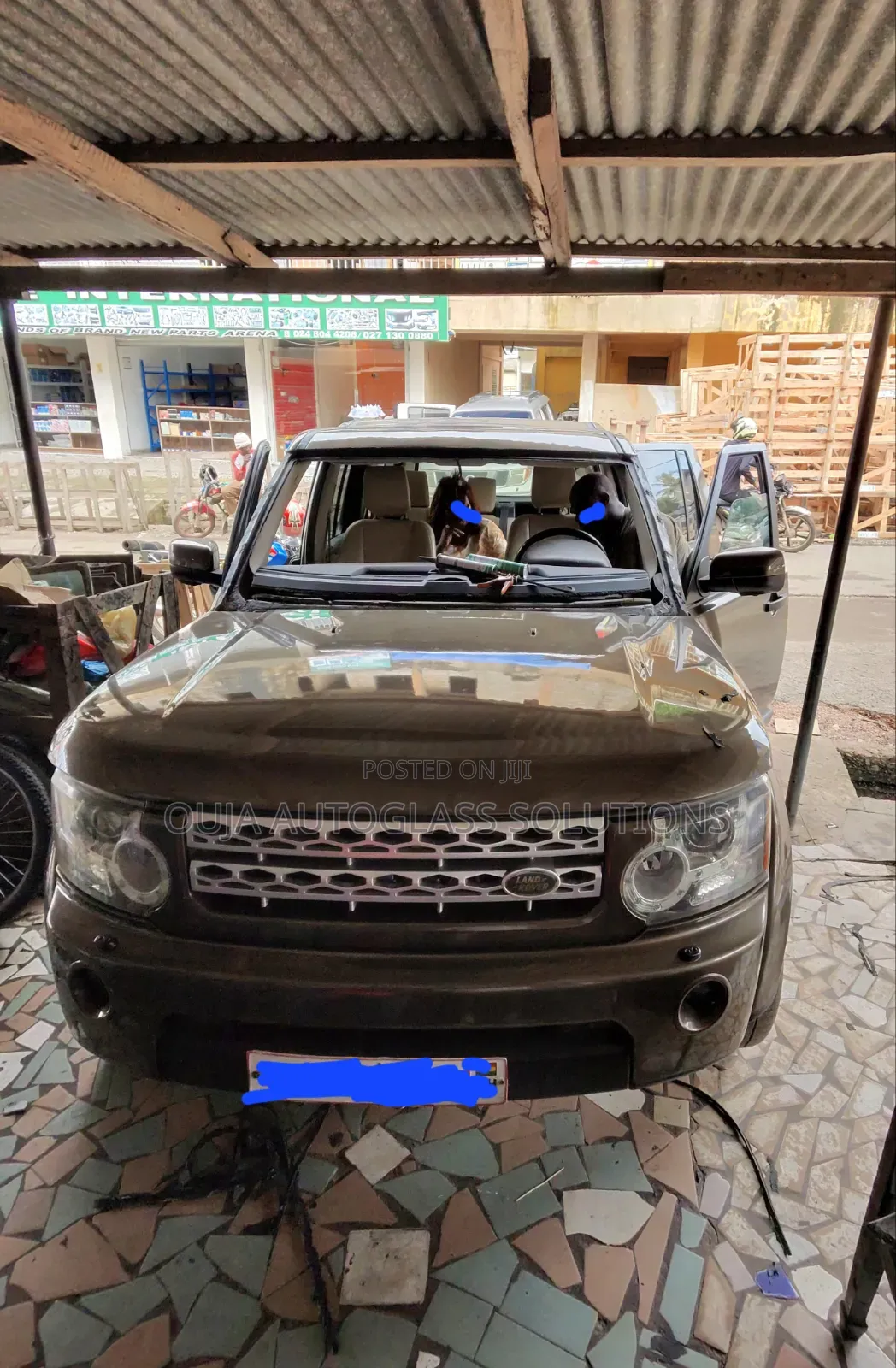 2005 Land Rover Discovery (Lr3) Windscreen Available
