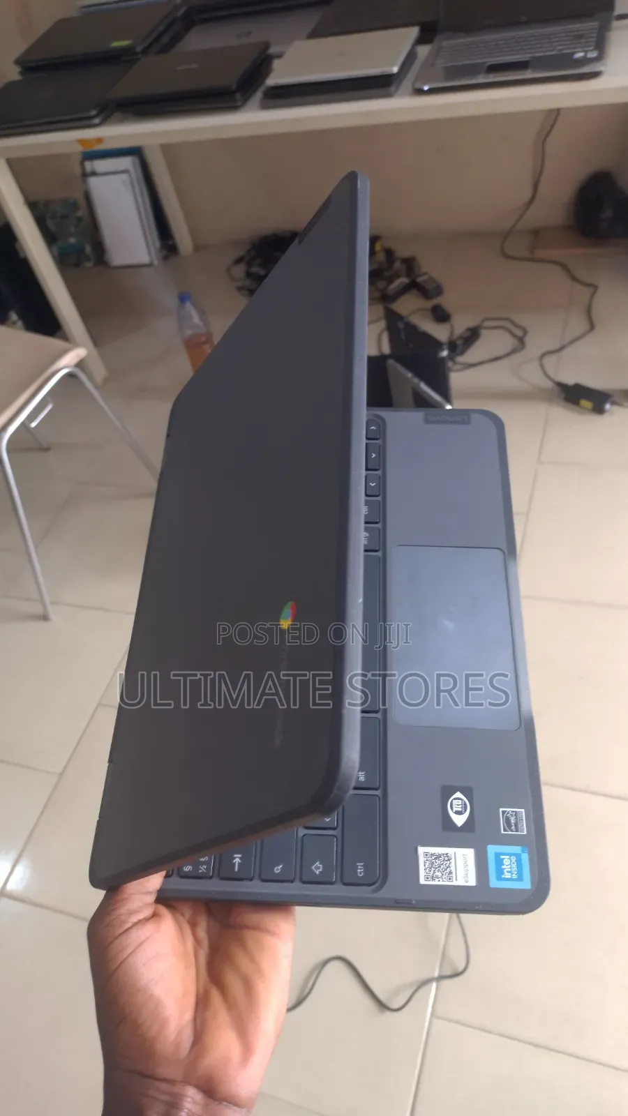 Laptop Lenovo 500e 4GB Intel Pentium eMMC 60GB