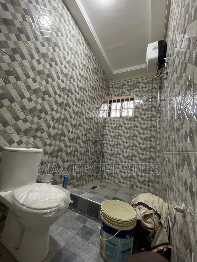 2bdrm Apartment in West Legon for rent
