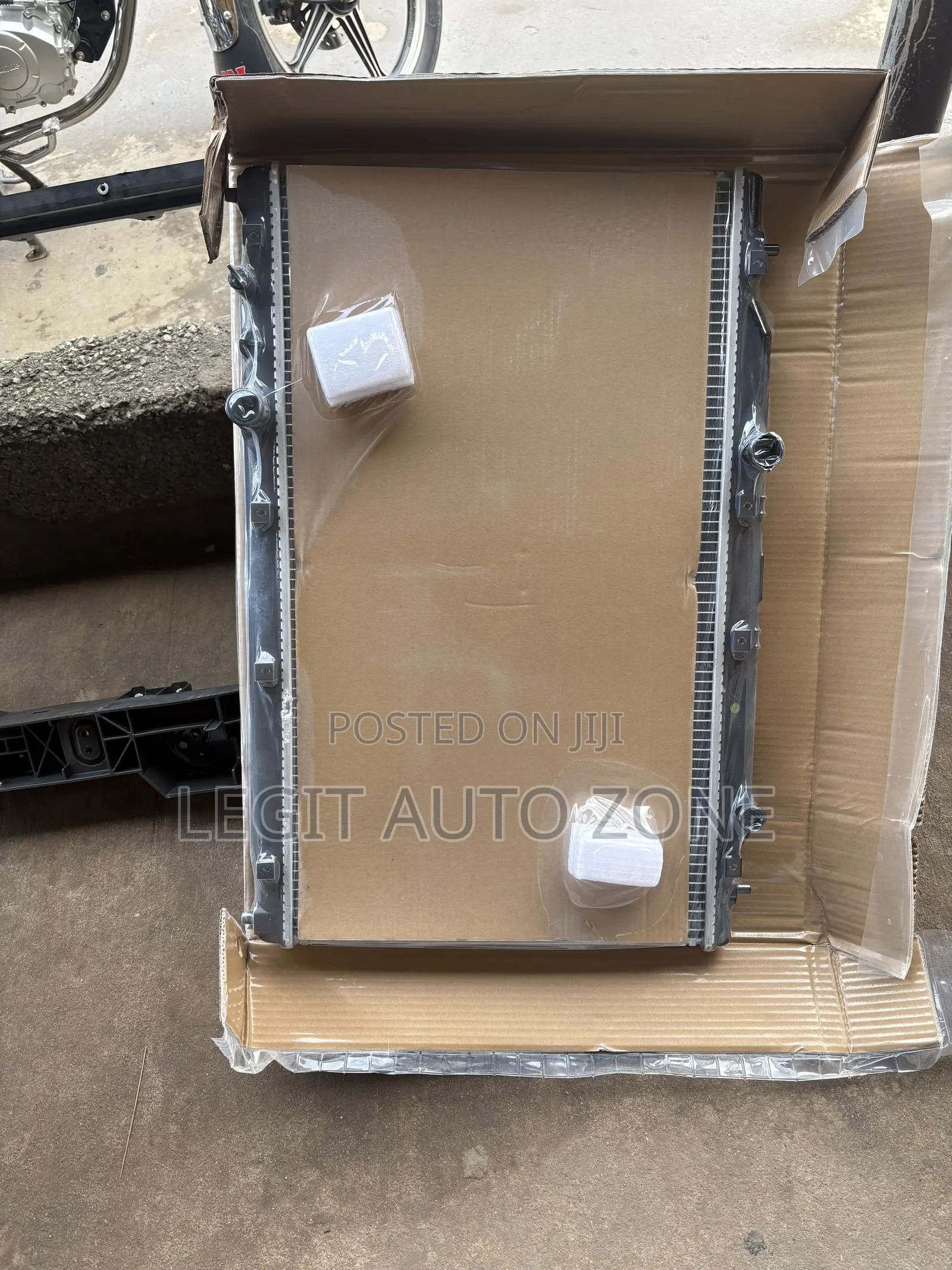 Honda CRV 2023,2024,2025, Radiator Tank Available