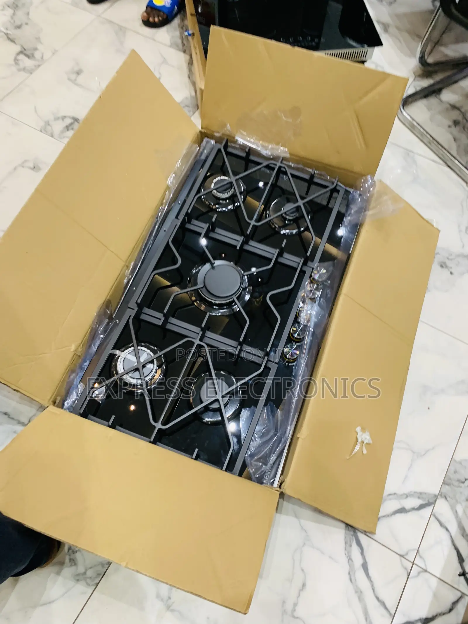 Grab the New Kenwood Gas Cooker 5burner 90cm Built In