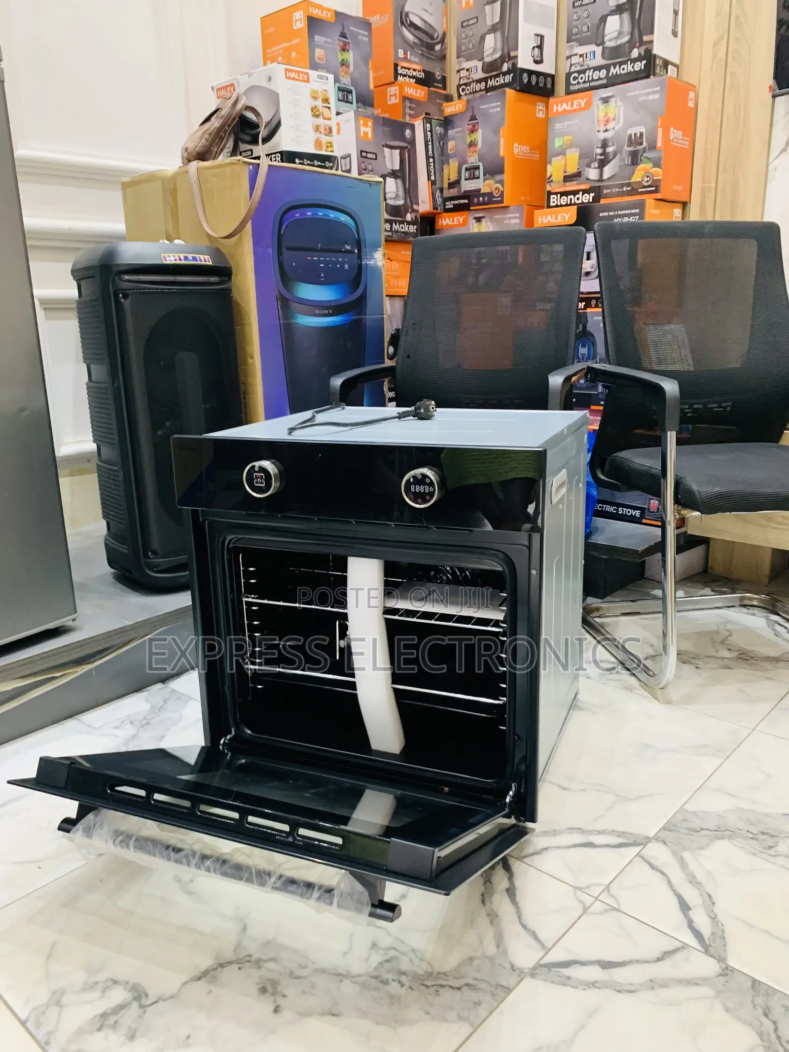 Ultra High Quality Oven Built in Kenwood