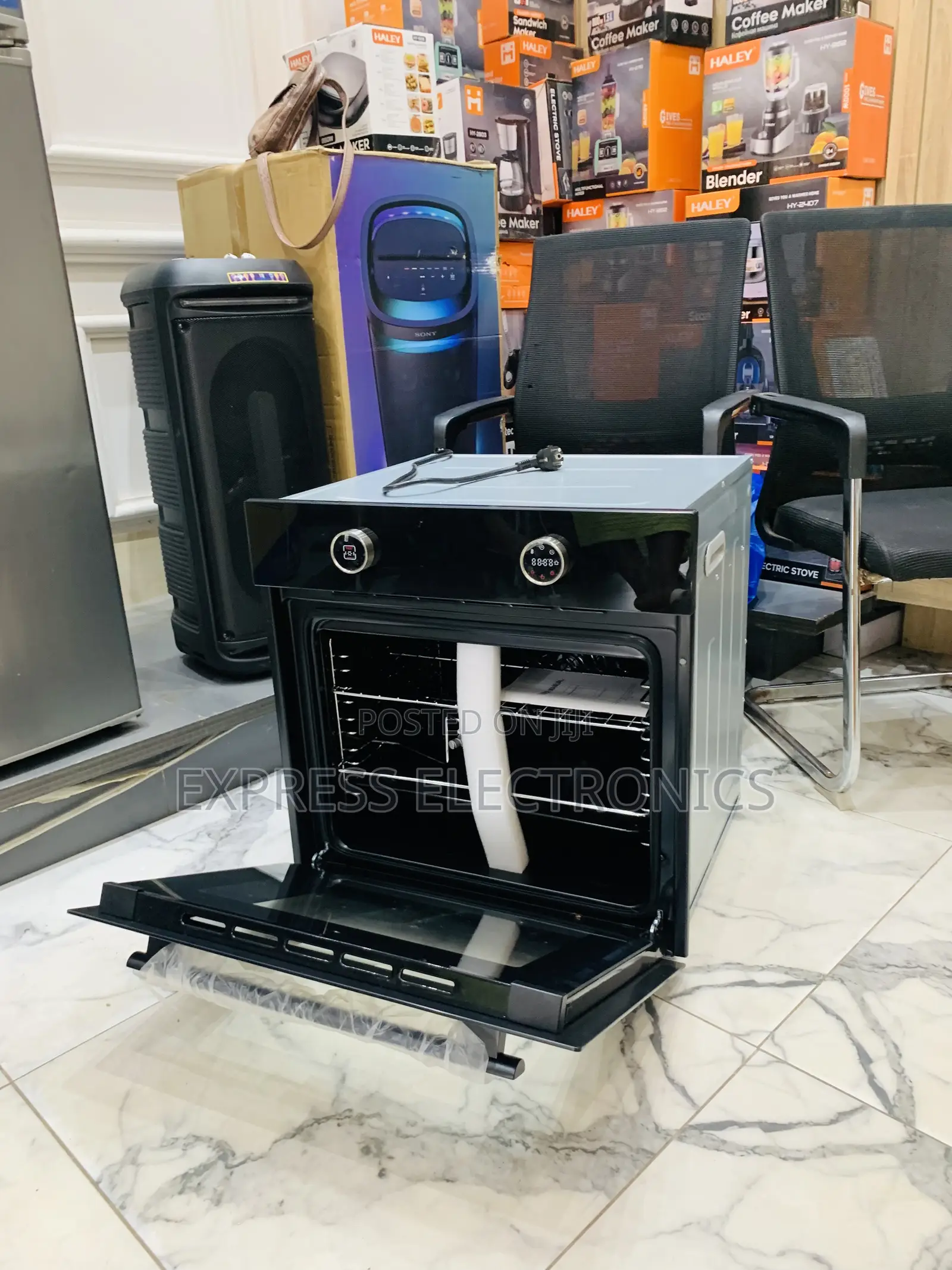 Ultra High Quality Oven Built in Kenwood