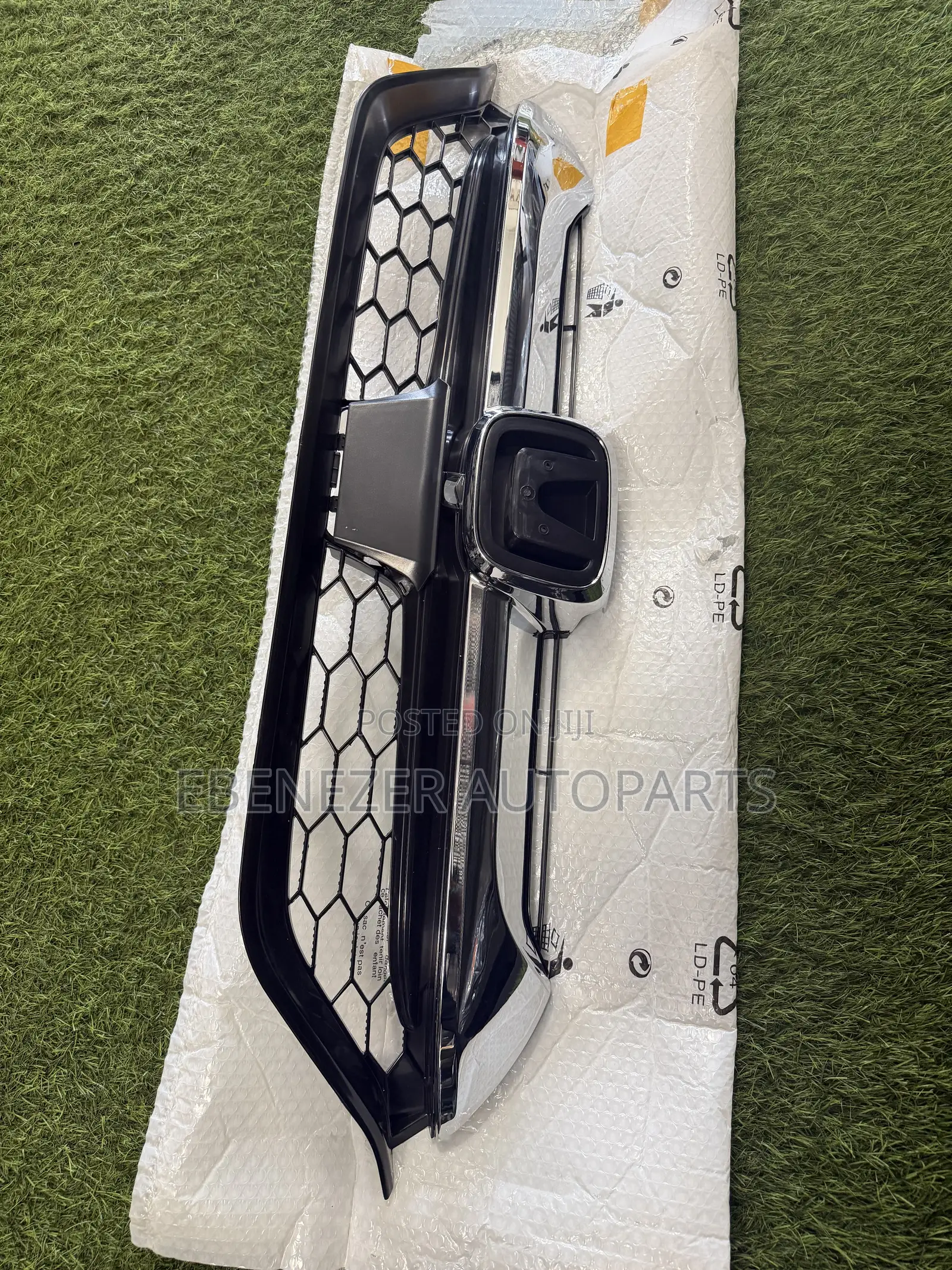 Honda CRV Cr-v Front Bumper Shells Grille 2017 2018 2019 2020 2021