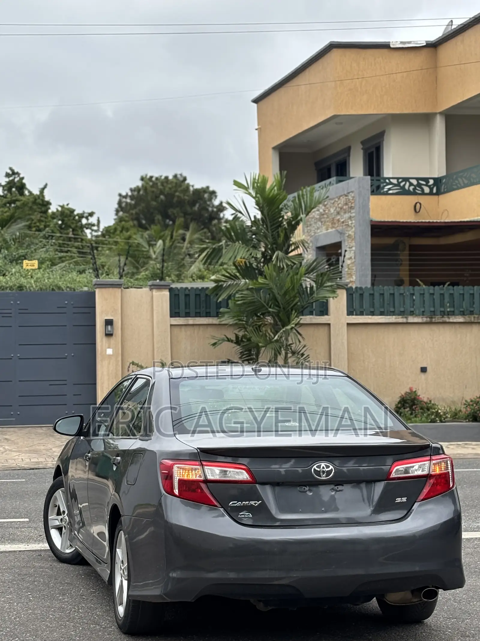 Toyota Camry 2014 Gray