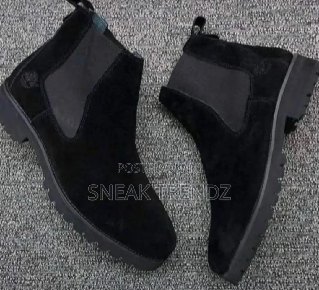 Timberland Suede Boots Black