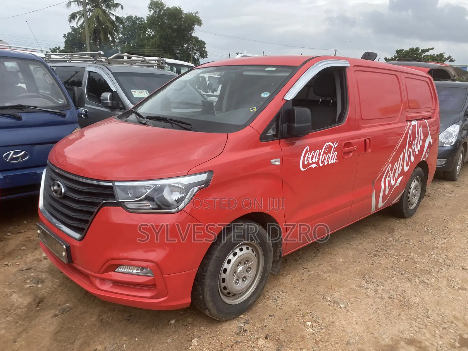 Hyundai Starex 2020 Red