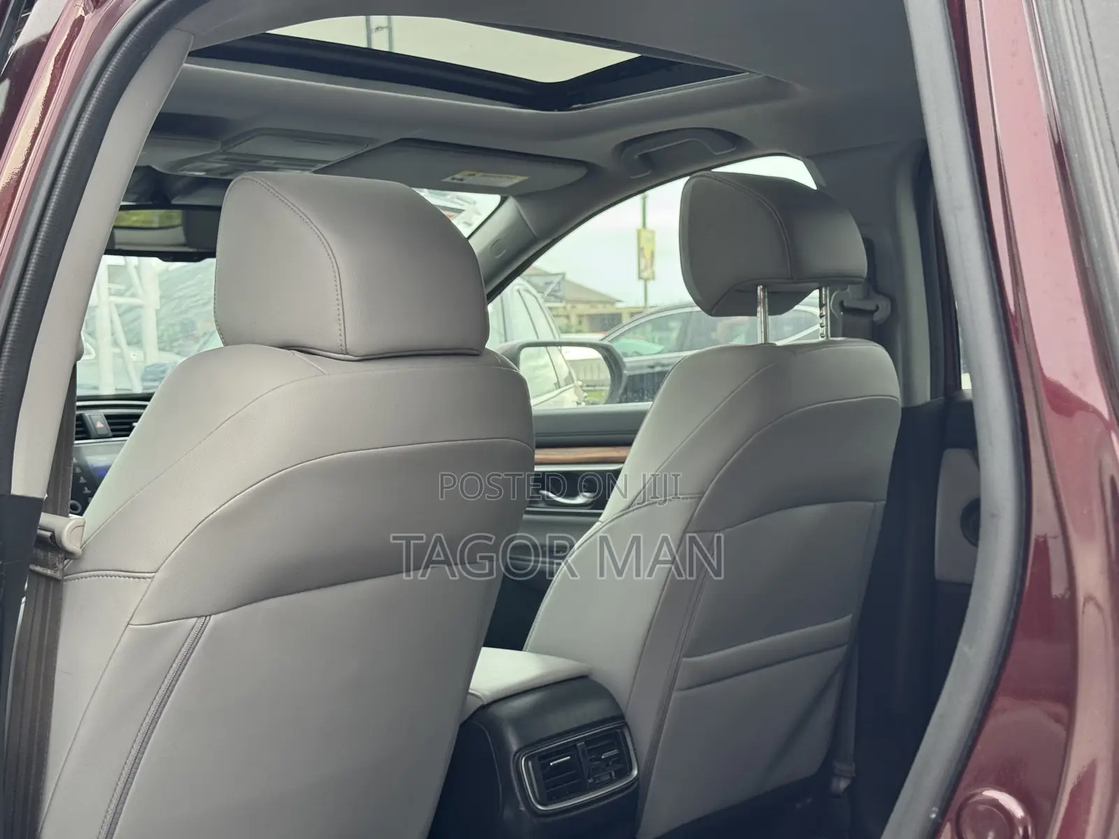 Honda CR-V Touring AWD 2019 Brown