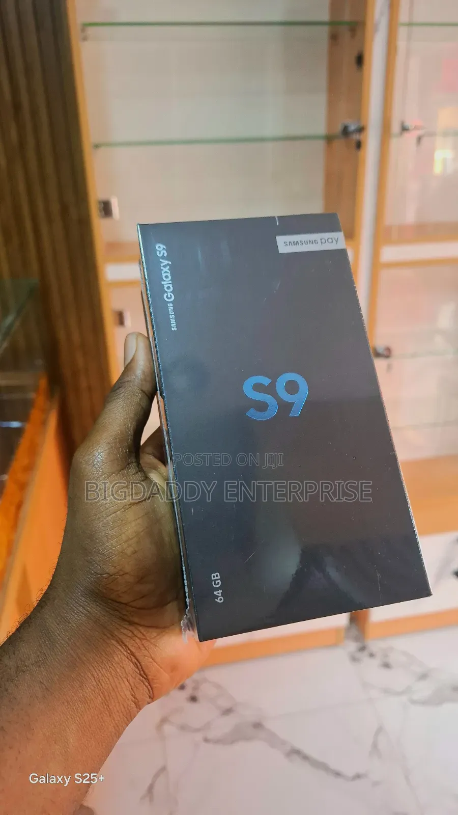 New Samsung Galaxy S9 256 GB Black