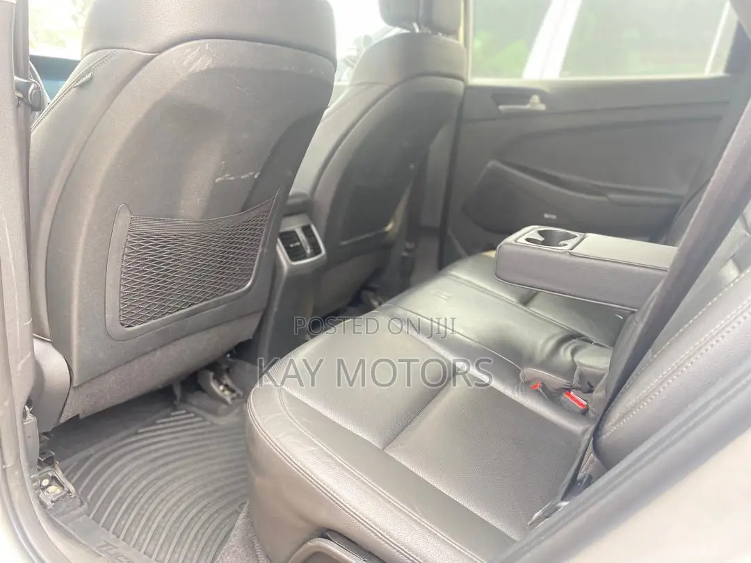 Hyundai Tucson SE AWD 2018 Silver