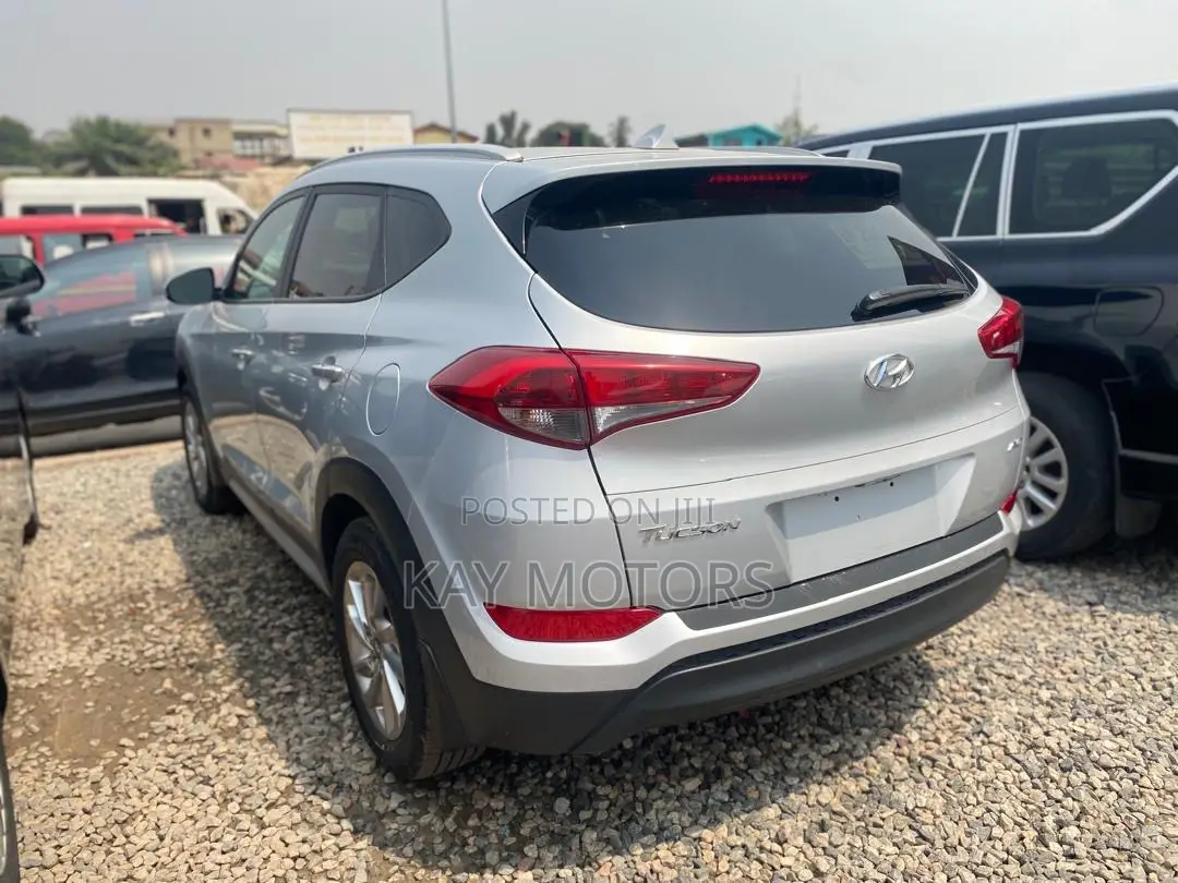 Hyundai Tucson SE AWD 2018 Silver