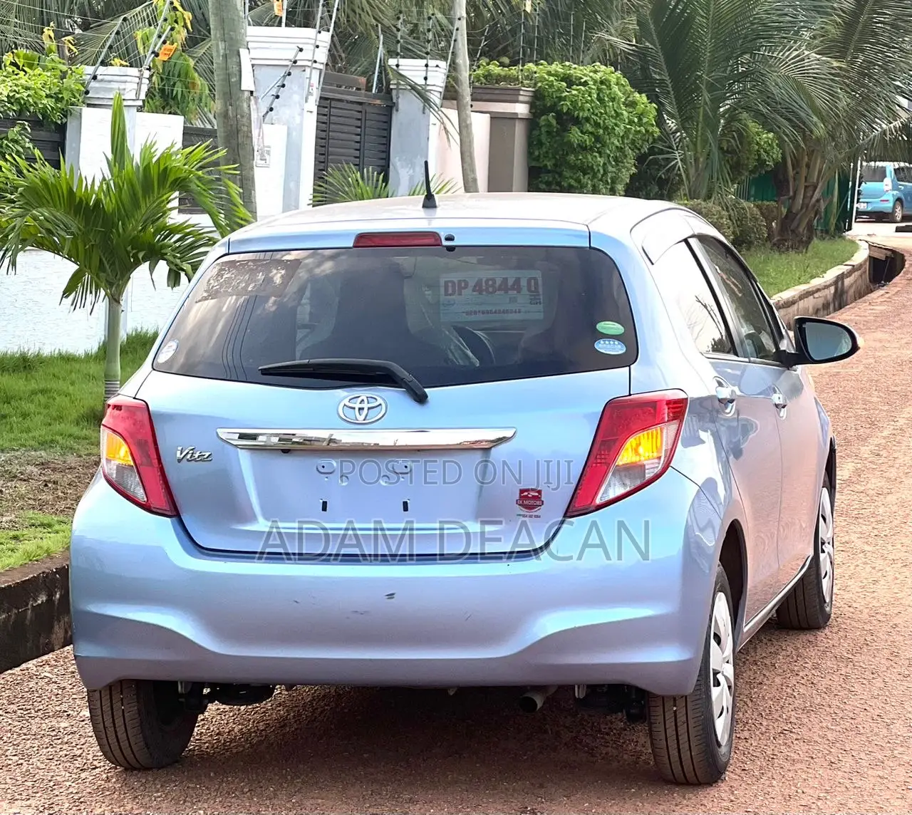 Toyota Vitz 2014