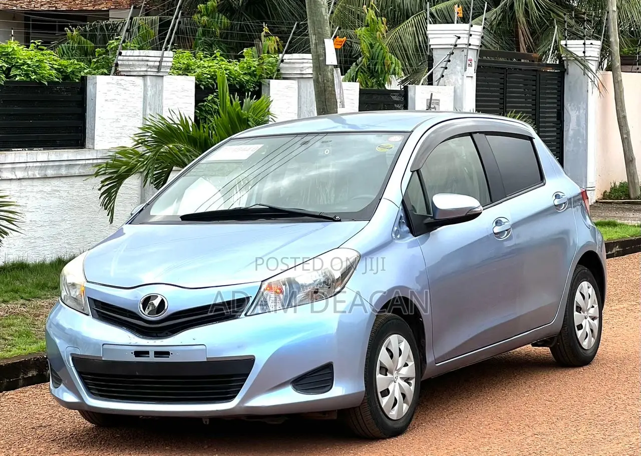 Toyota Vitz 2014