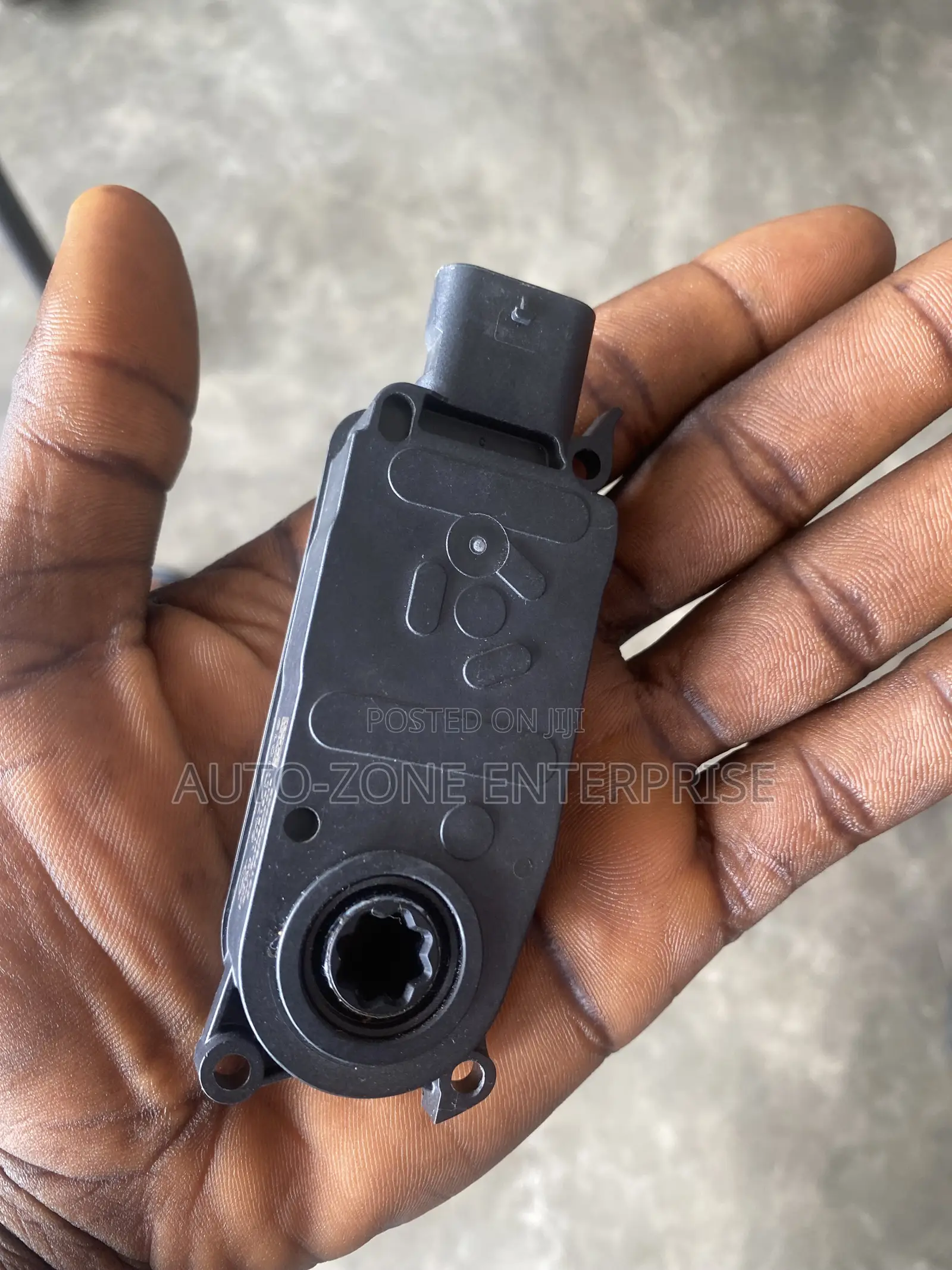 Honda CRV 2023 2024 2025 2026 Shutter Grille Motor