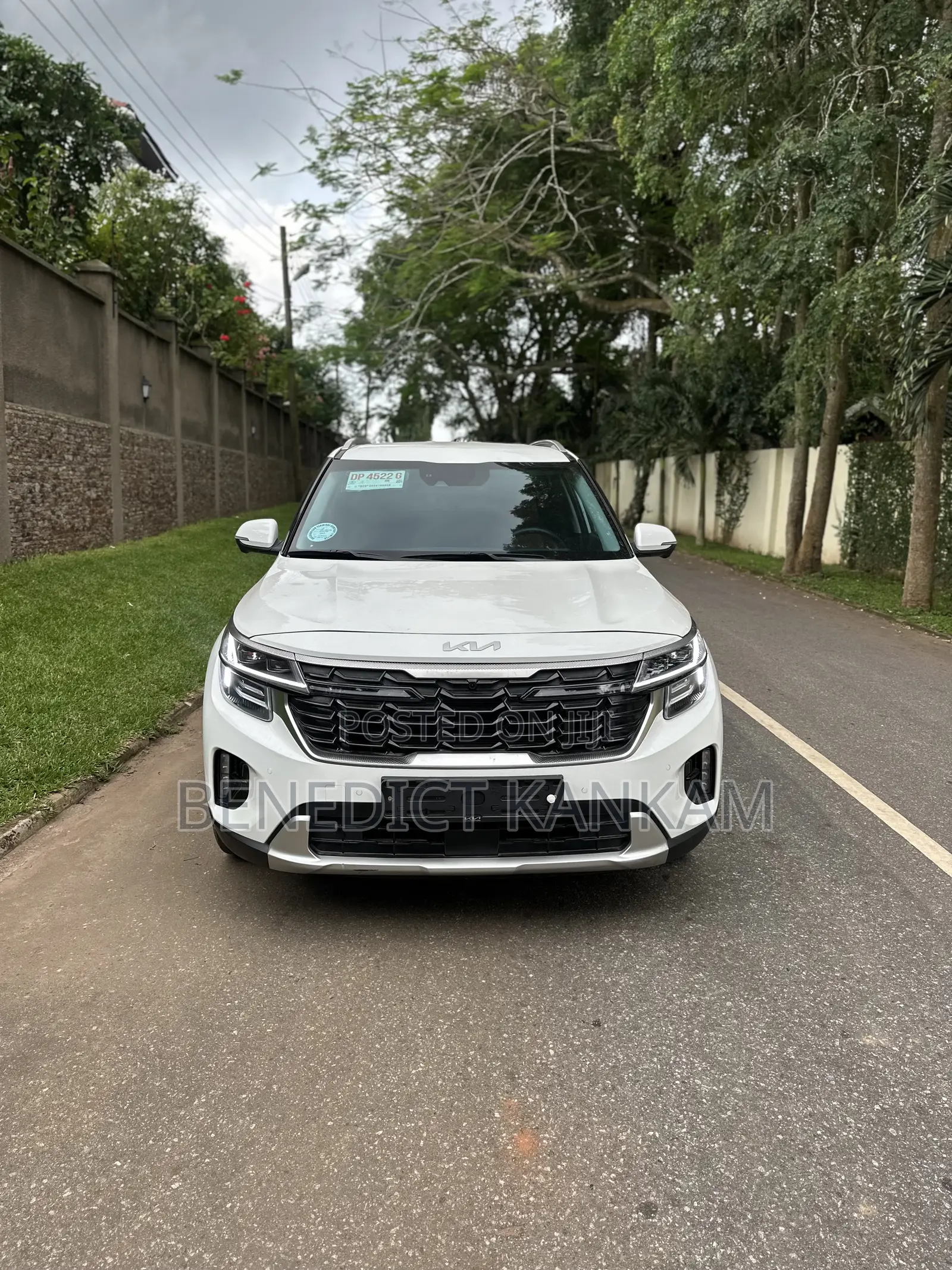 Kia Seltos 2025 White