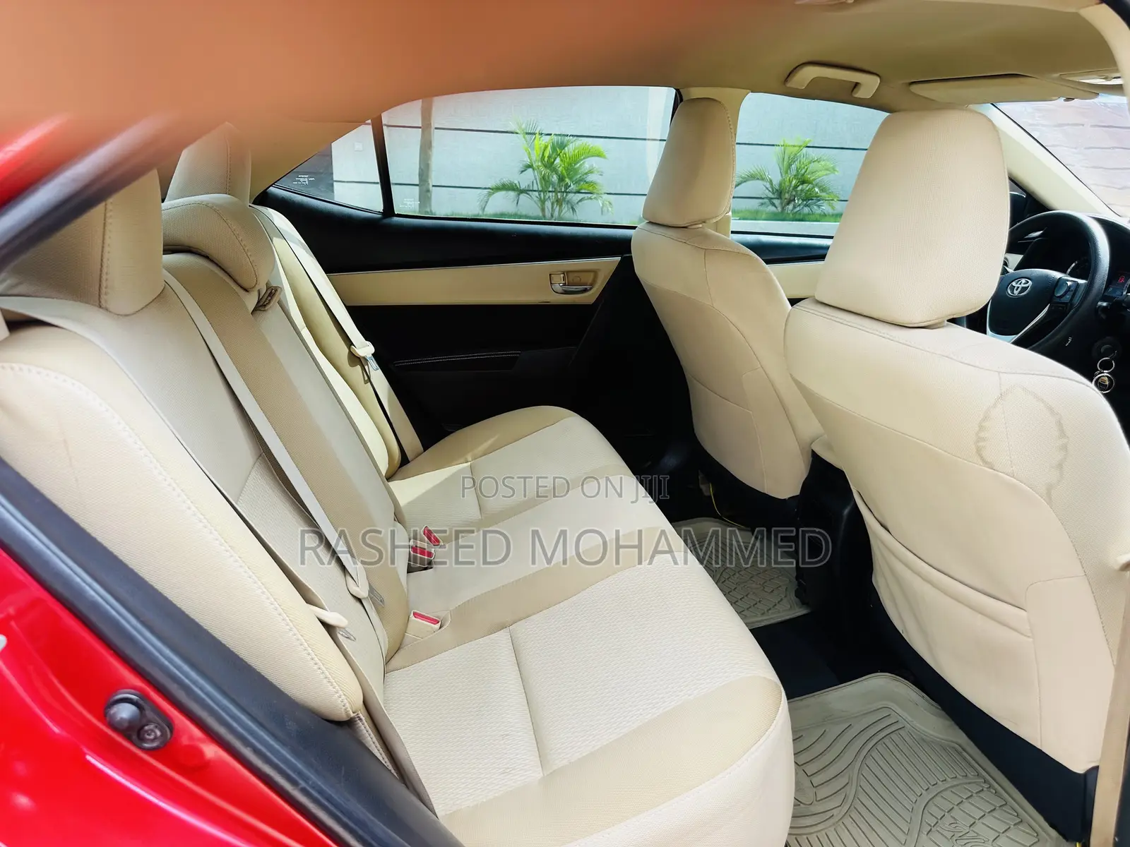 Toyota Corolla LE Eco (1.8L 4cyl 2A) 2018 Red