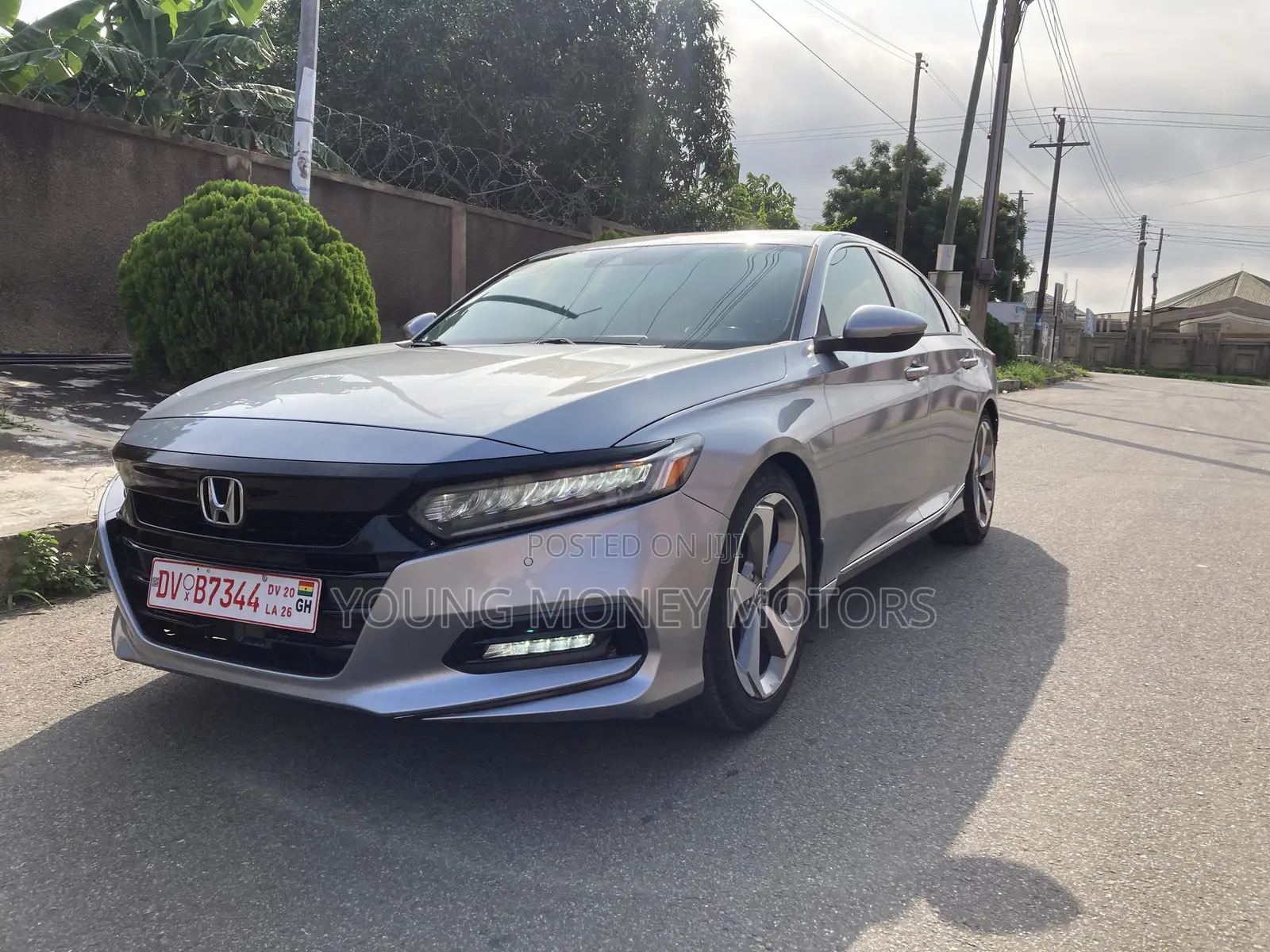Honda Accord Touring 2.0T 2020 Silver