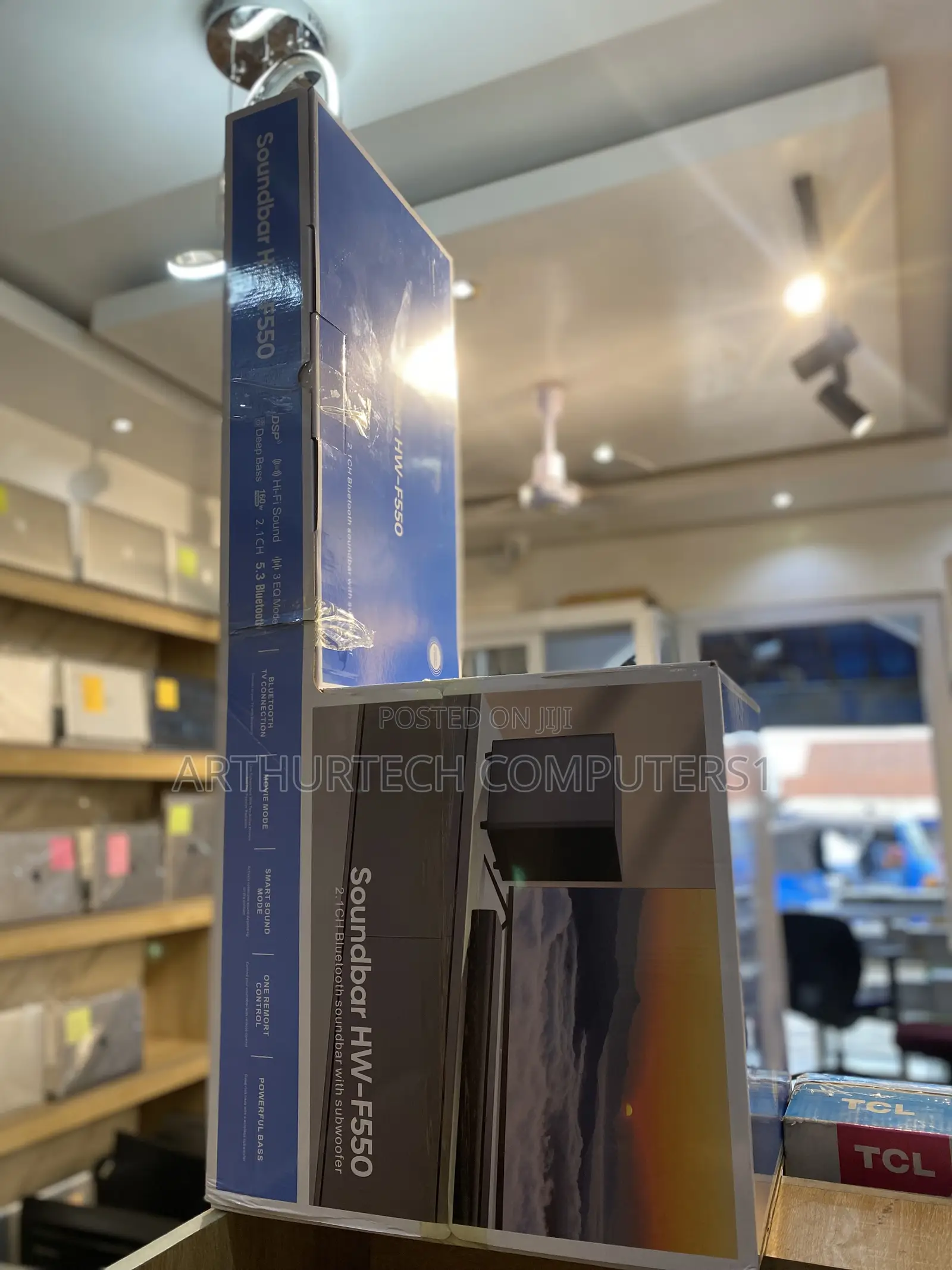 Samsung 2.1 Ch Soundbar Hw-F550