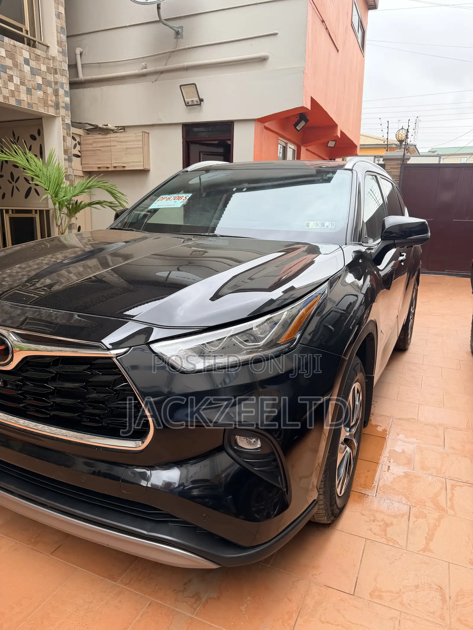 Toyota Highlander Platinum AWD 2024 Black