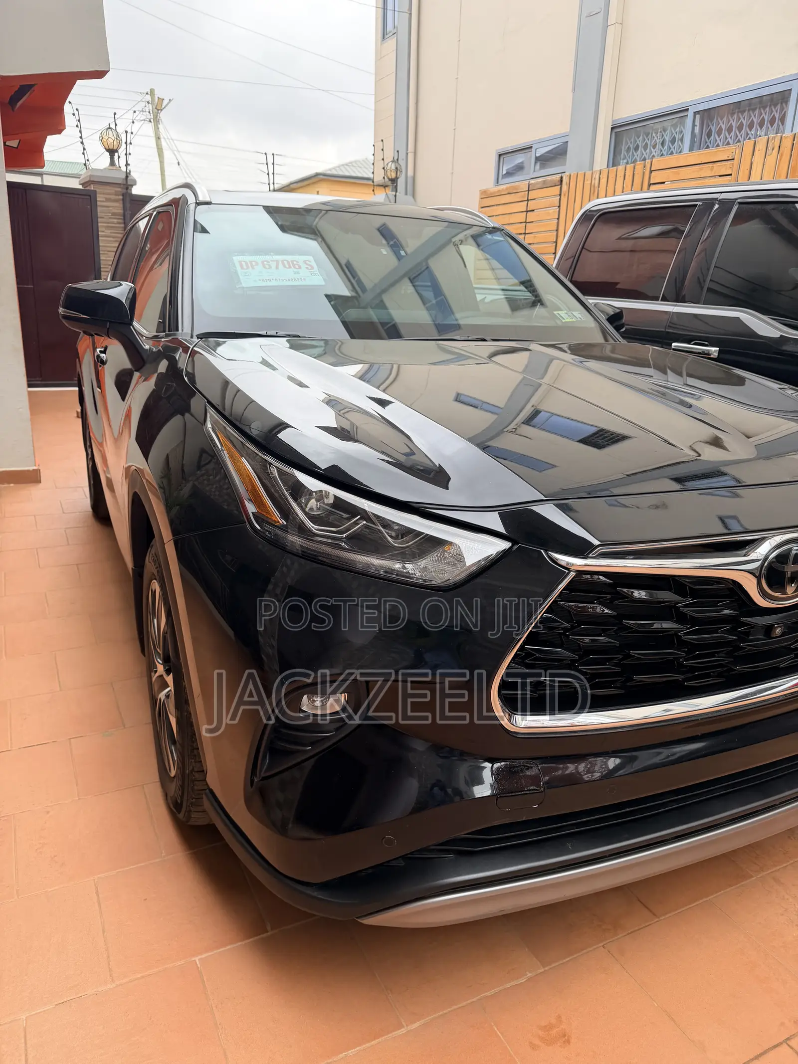 Toyota Highlander Platinum AWD 2024 Black