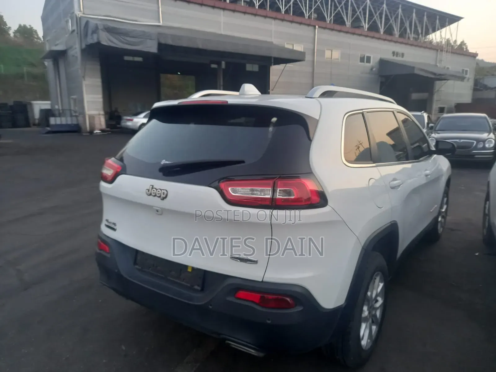 Jeep Cherokee 2017 White