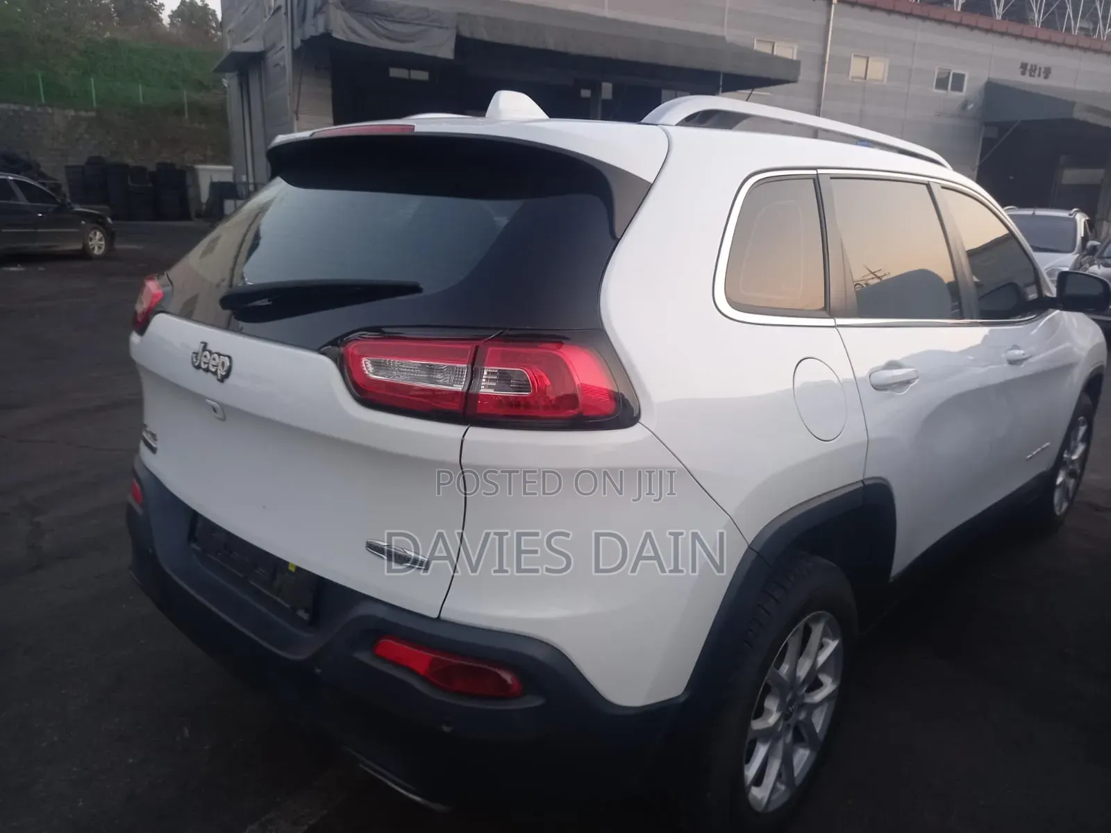 Jeep Cherokee 2017 White