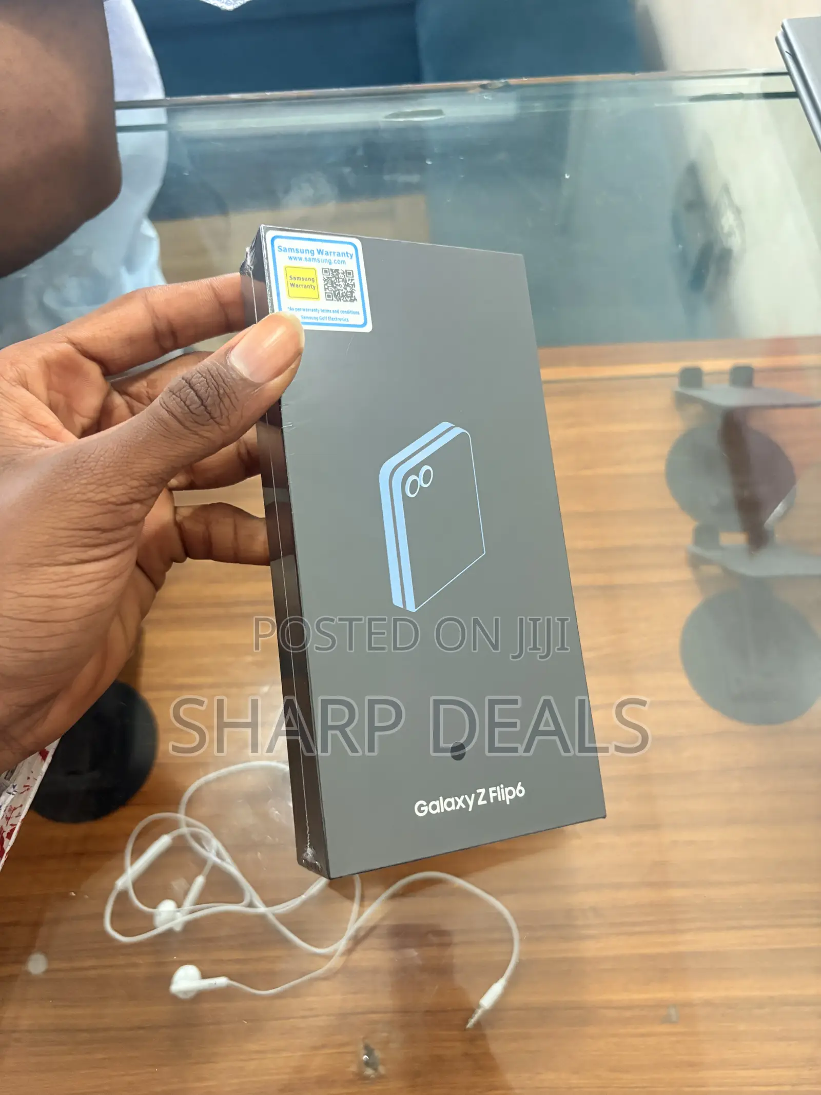 New Samsung Galaxy Z Flip6 256 GB Blue
