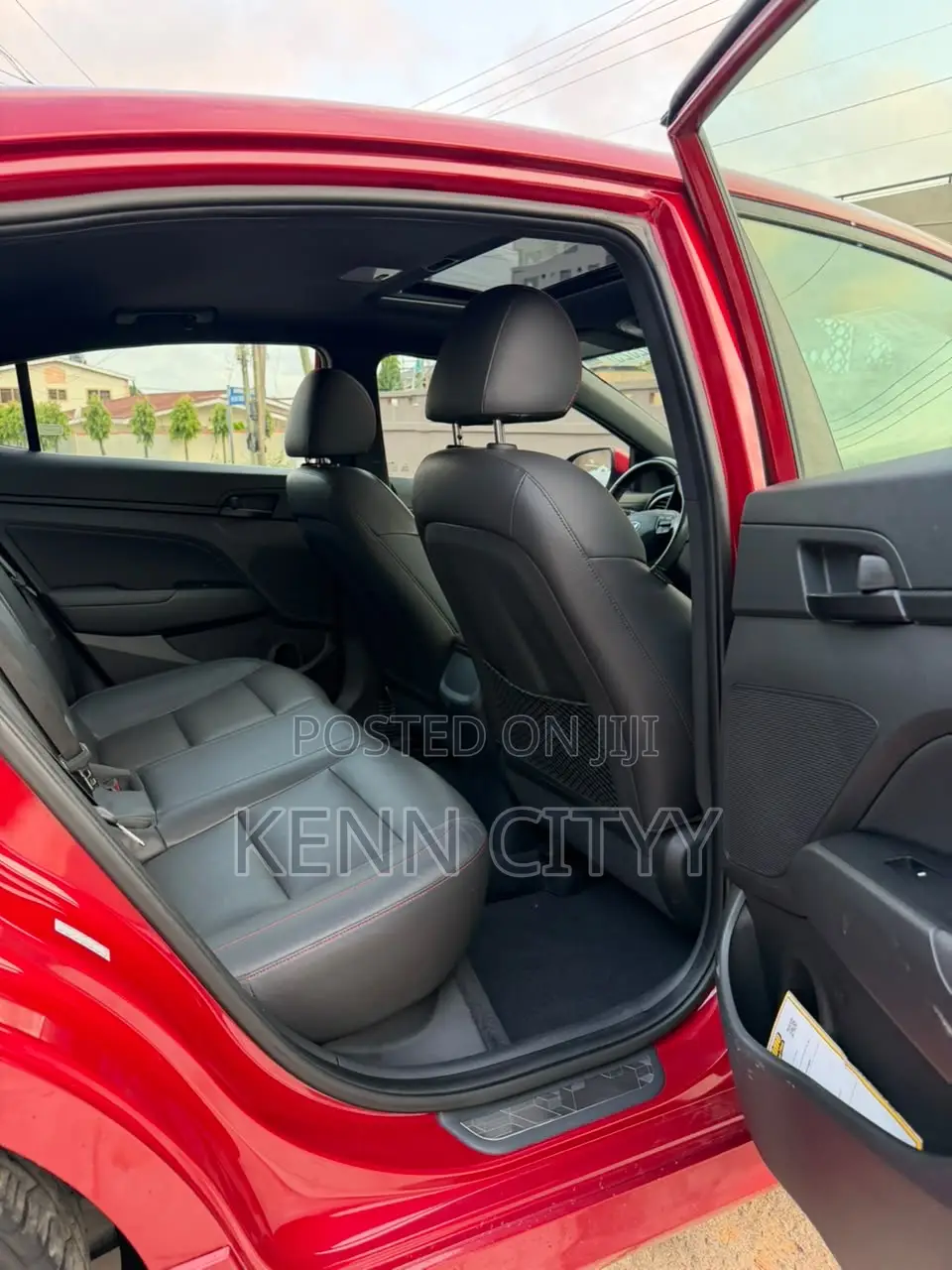 Hyundai Elantra 2018 Red