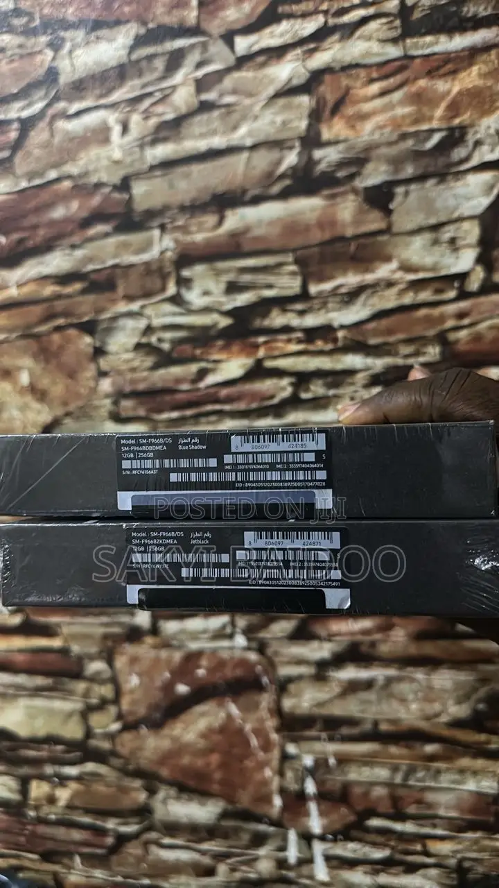 New Samsung Galaxy Z Fold 5 256 GB Black