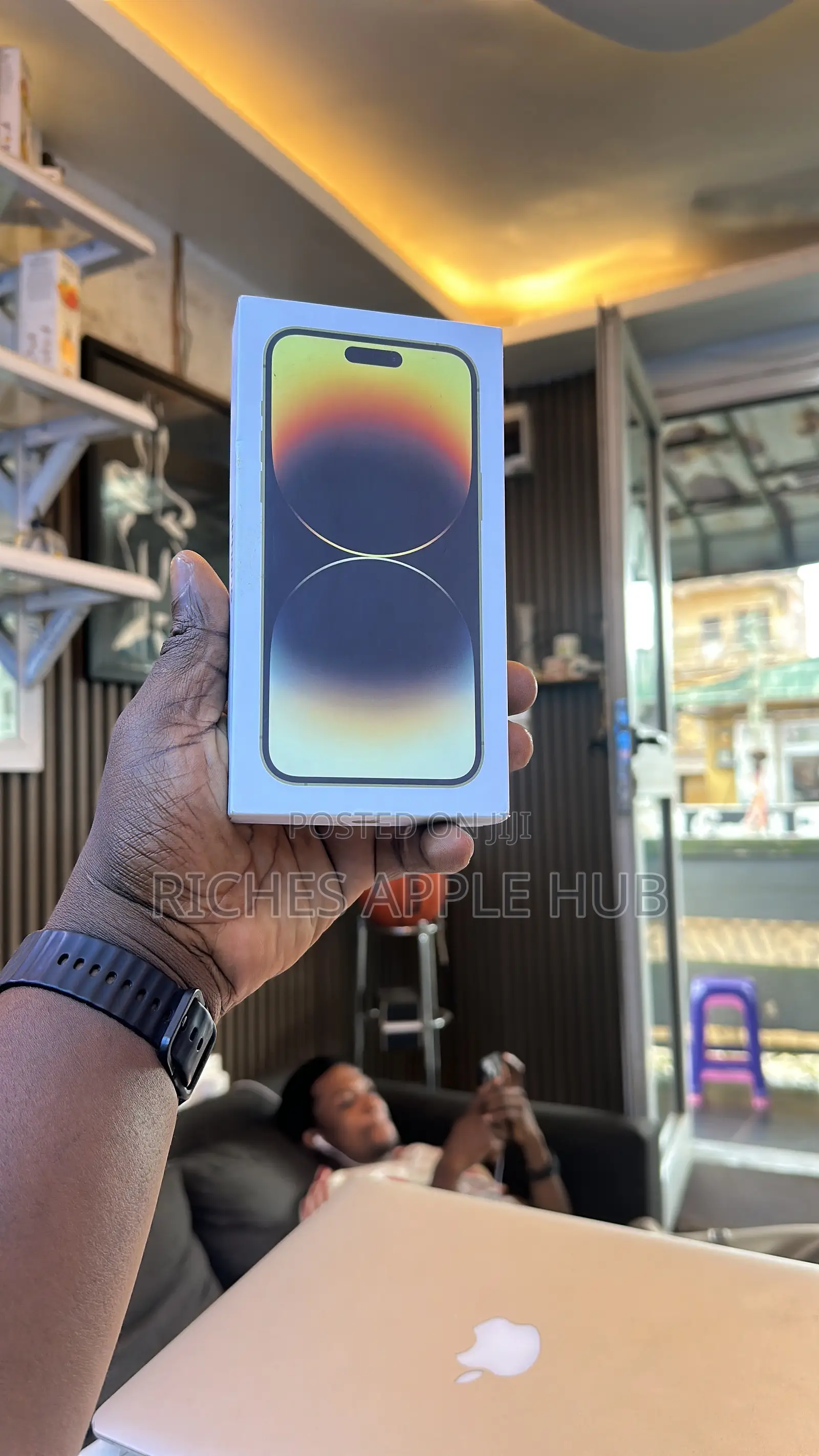New Apple iPhone 14 Pro Max 128 GB Gold