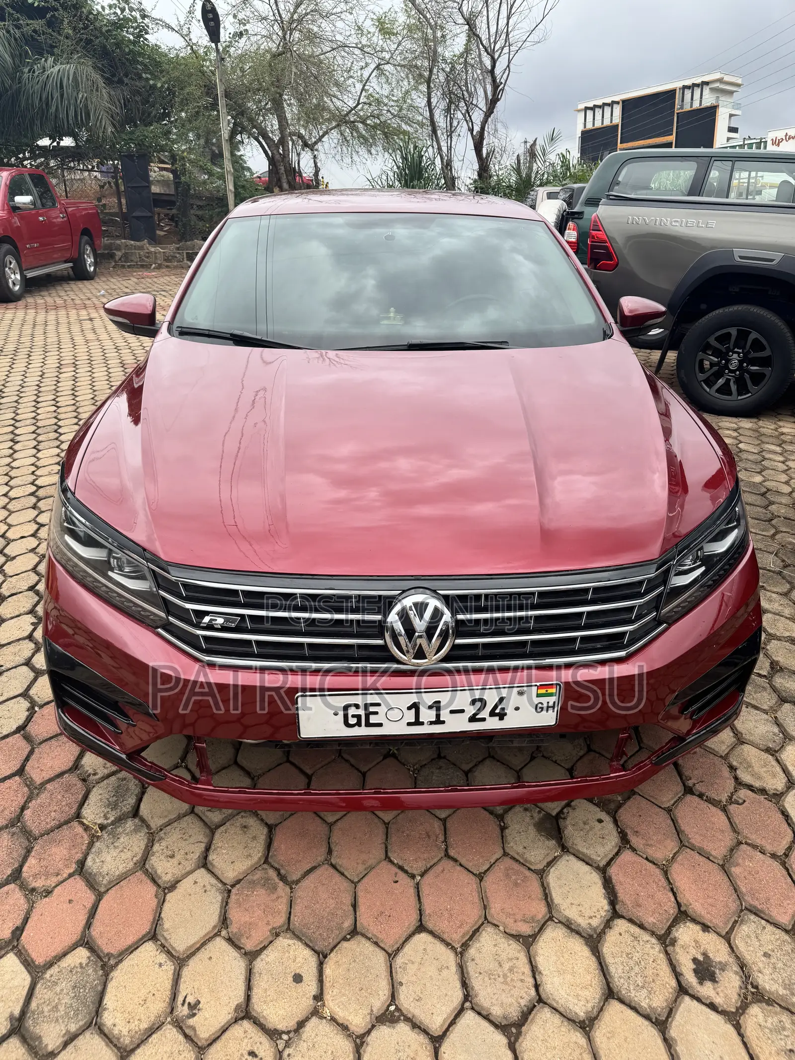 Volkswagen Passat 2017  Red 