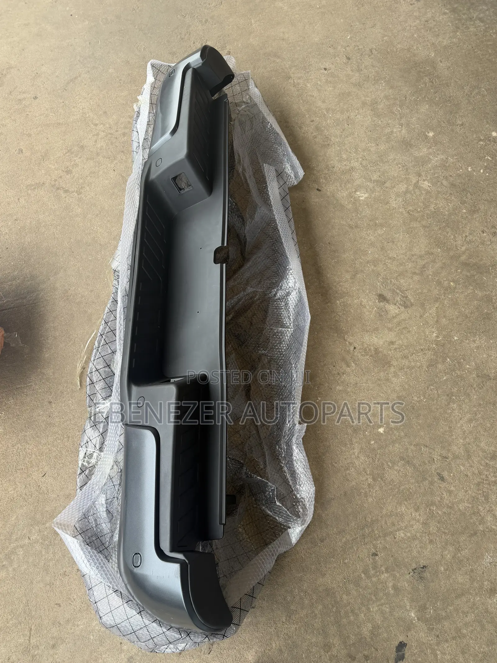 Nissan Navara Np300 Rear Back Bumper 2022 2023 2024 2025 2026