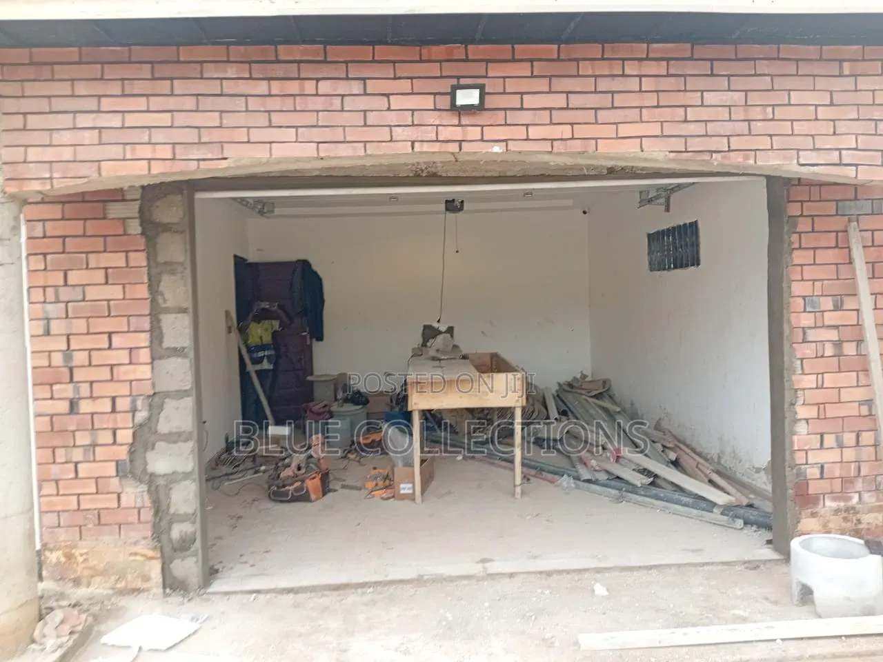 12ft Automatic Garage Doors