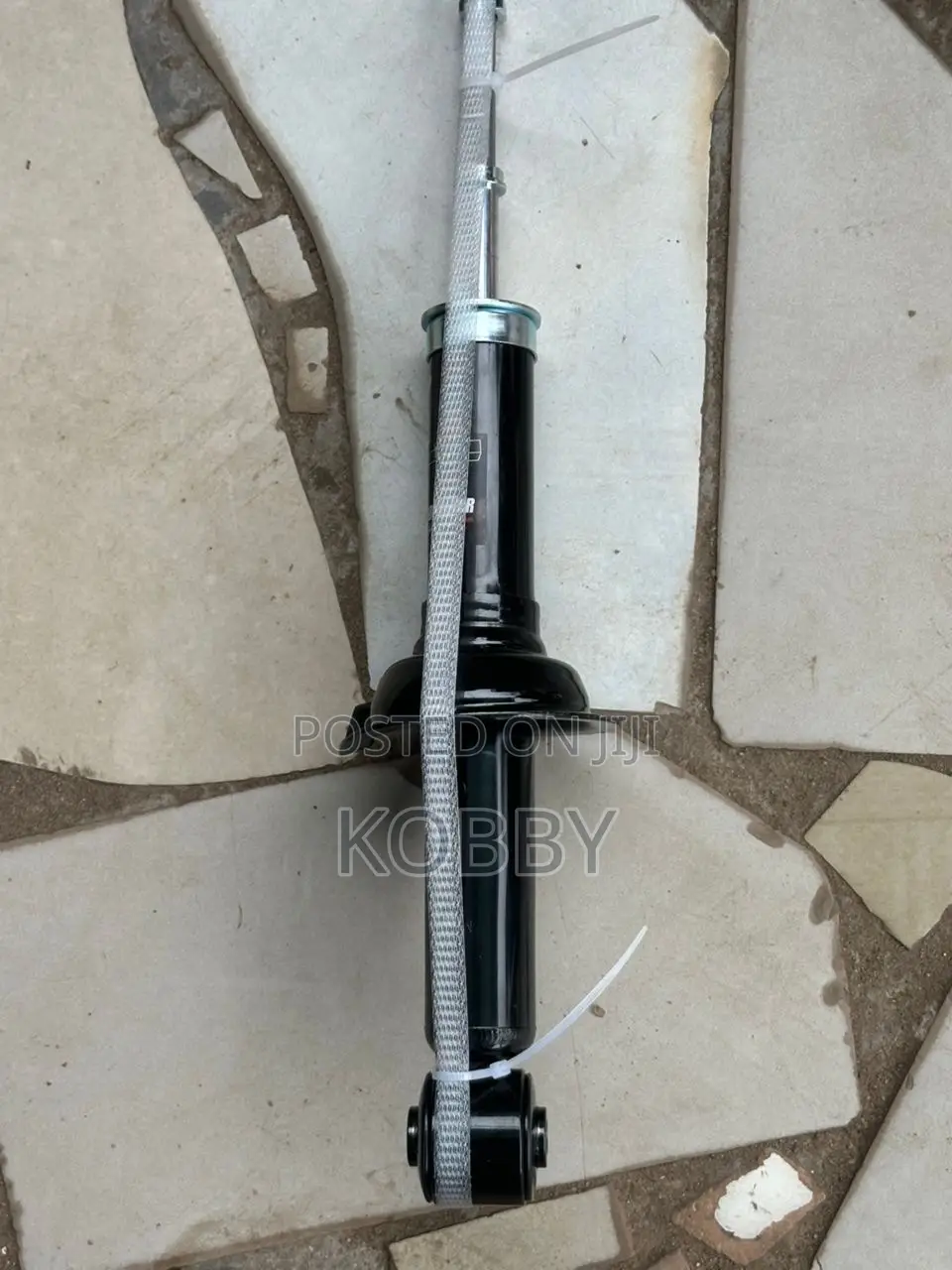 Mitsubishi Outlander 2012-2013,2014,2015,2016,2017,2018 Back Shocks