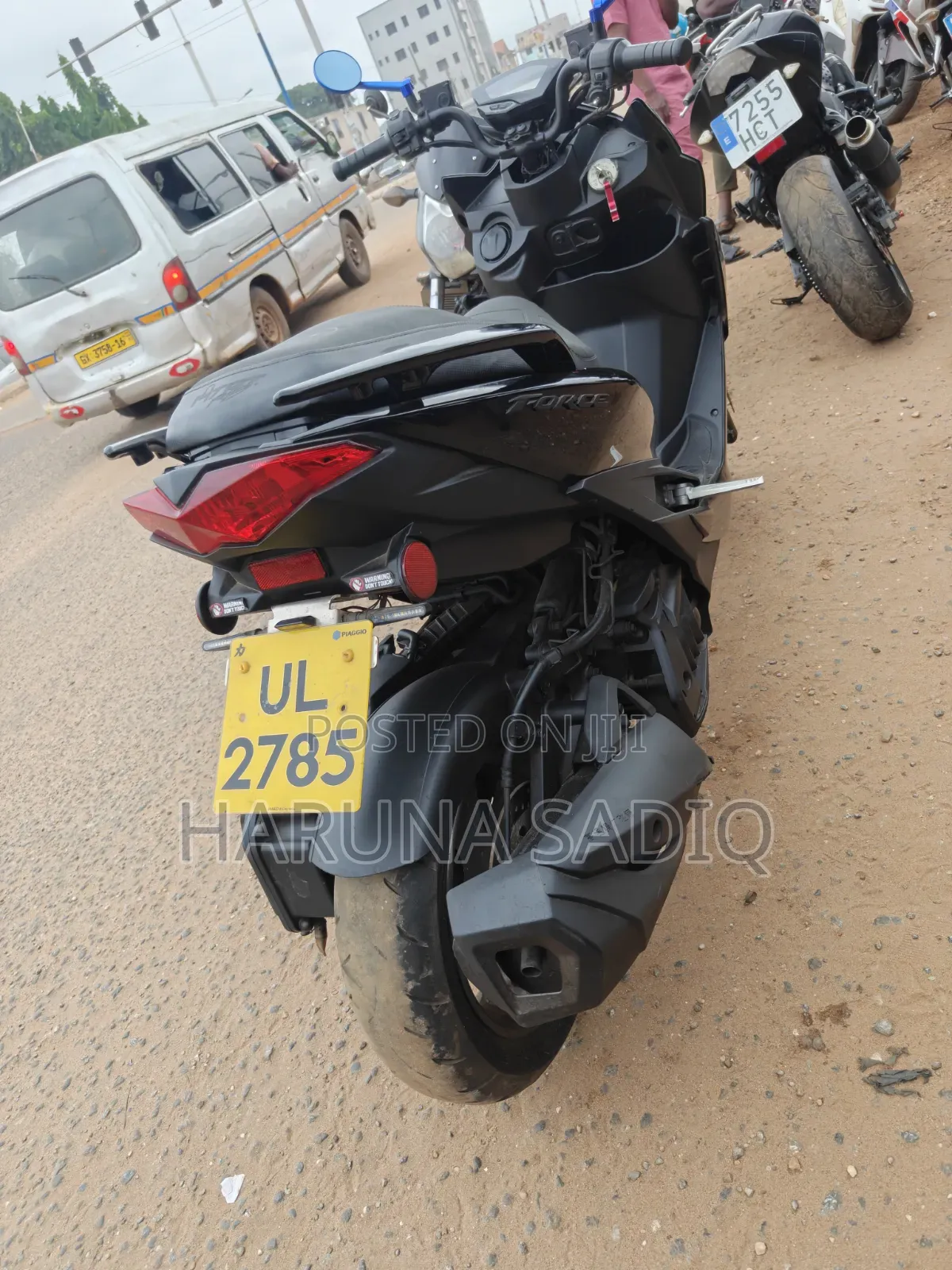 Yamaha 2012 Black