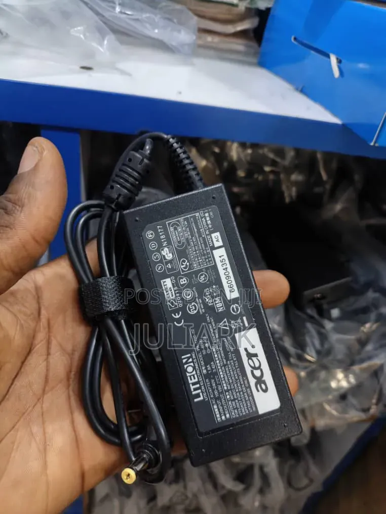 Acer Aspire 19v 3.42a Charger