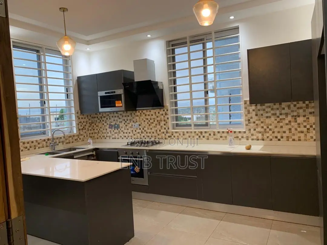 4bdrm Duplex in Ayimensah, Pentecost for rent
